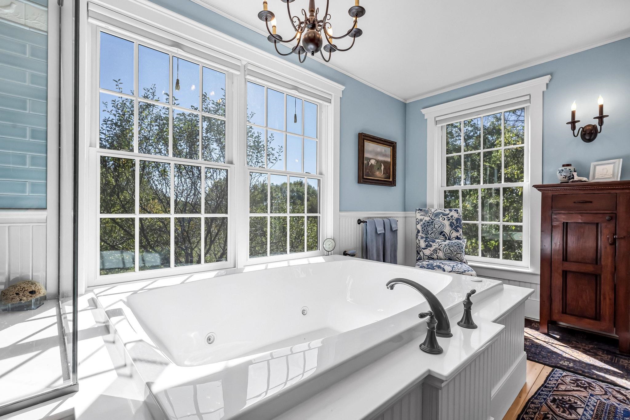 60 Spencer Hollow Road