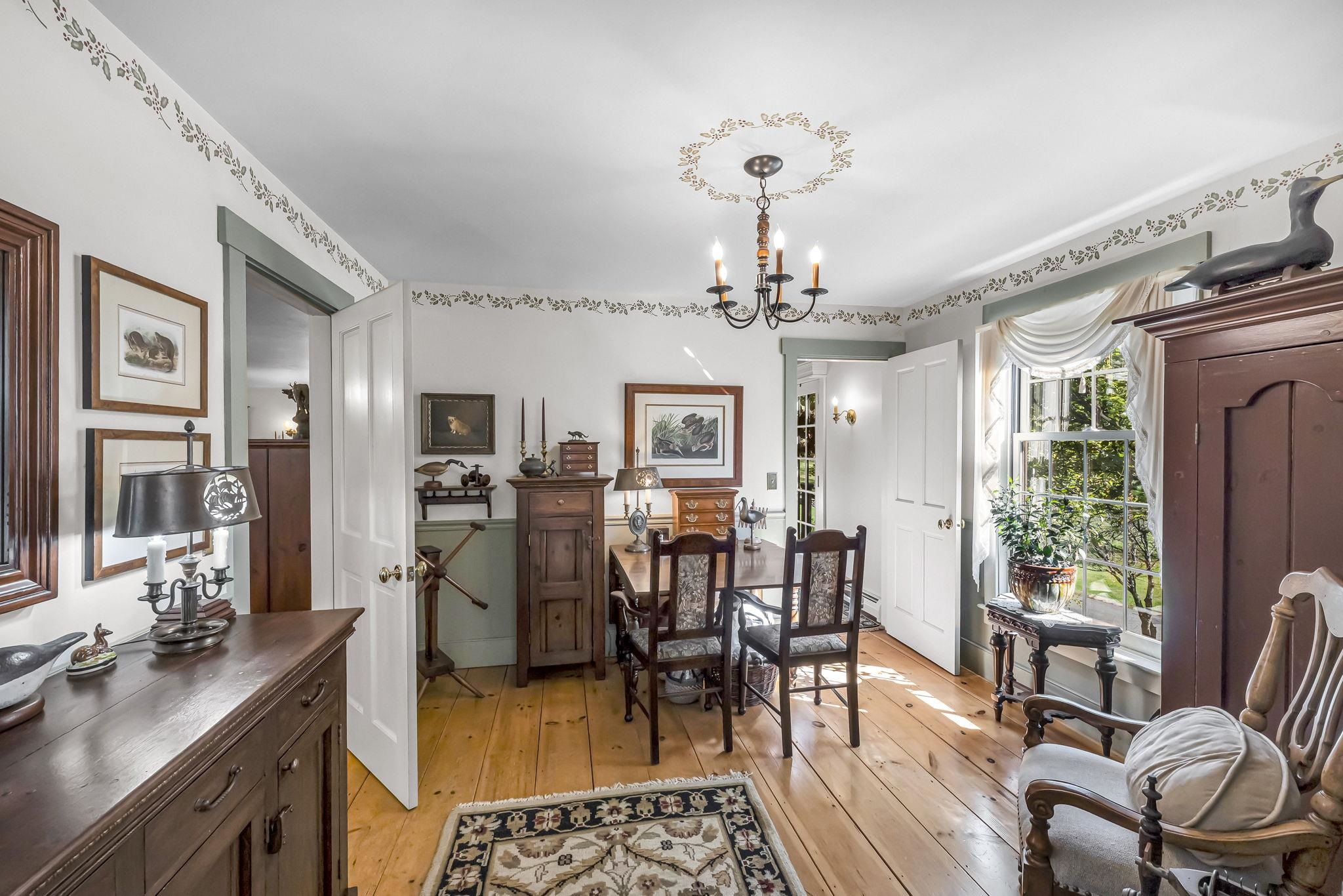 60 Spencer Hollow Road