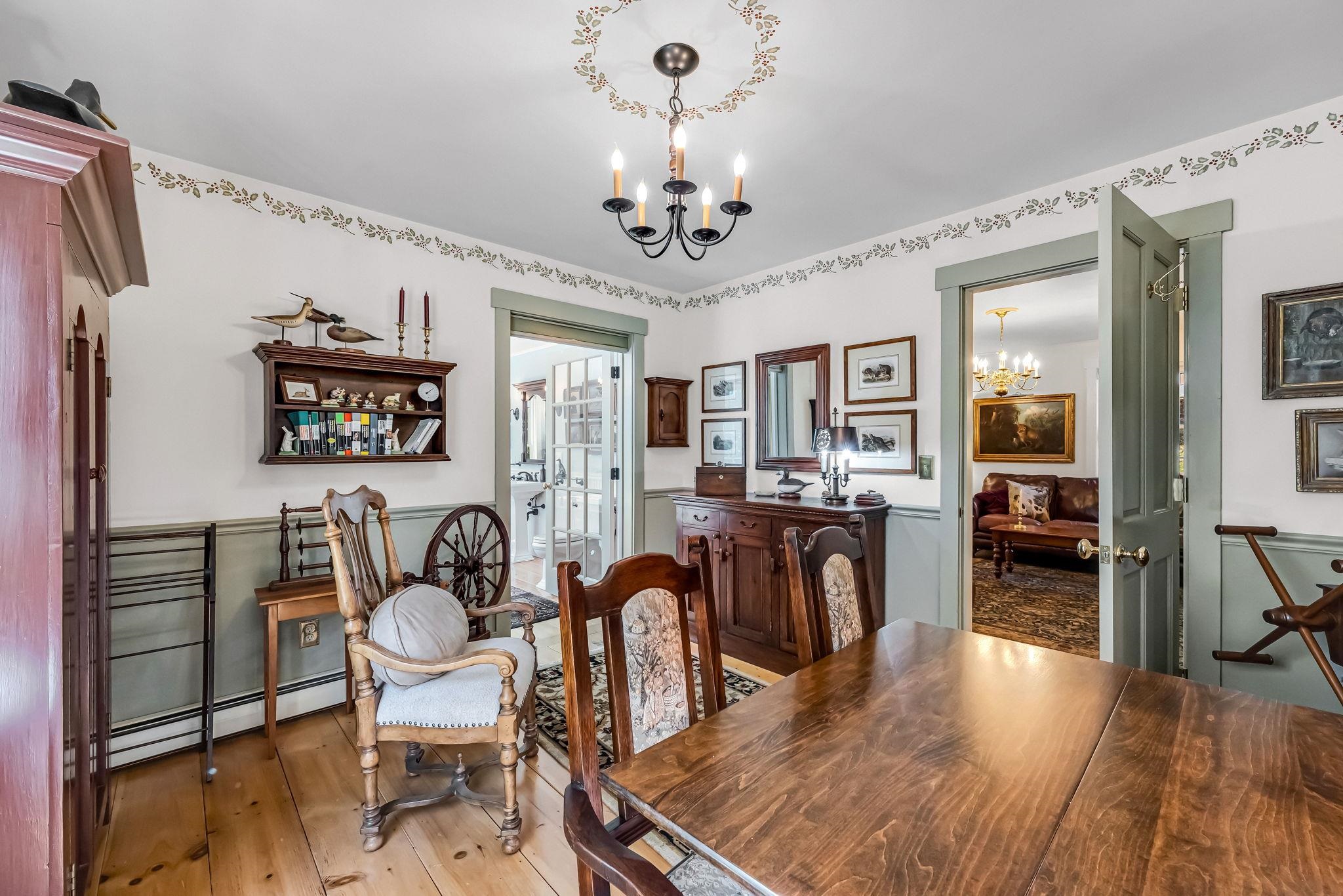 60 Spencer Hollow Road