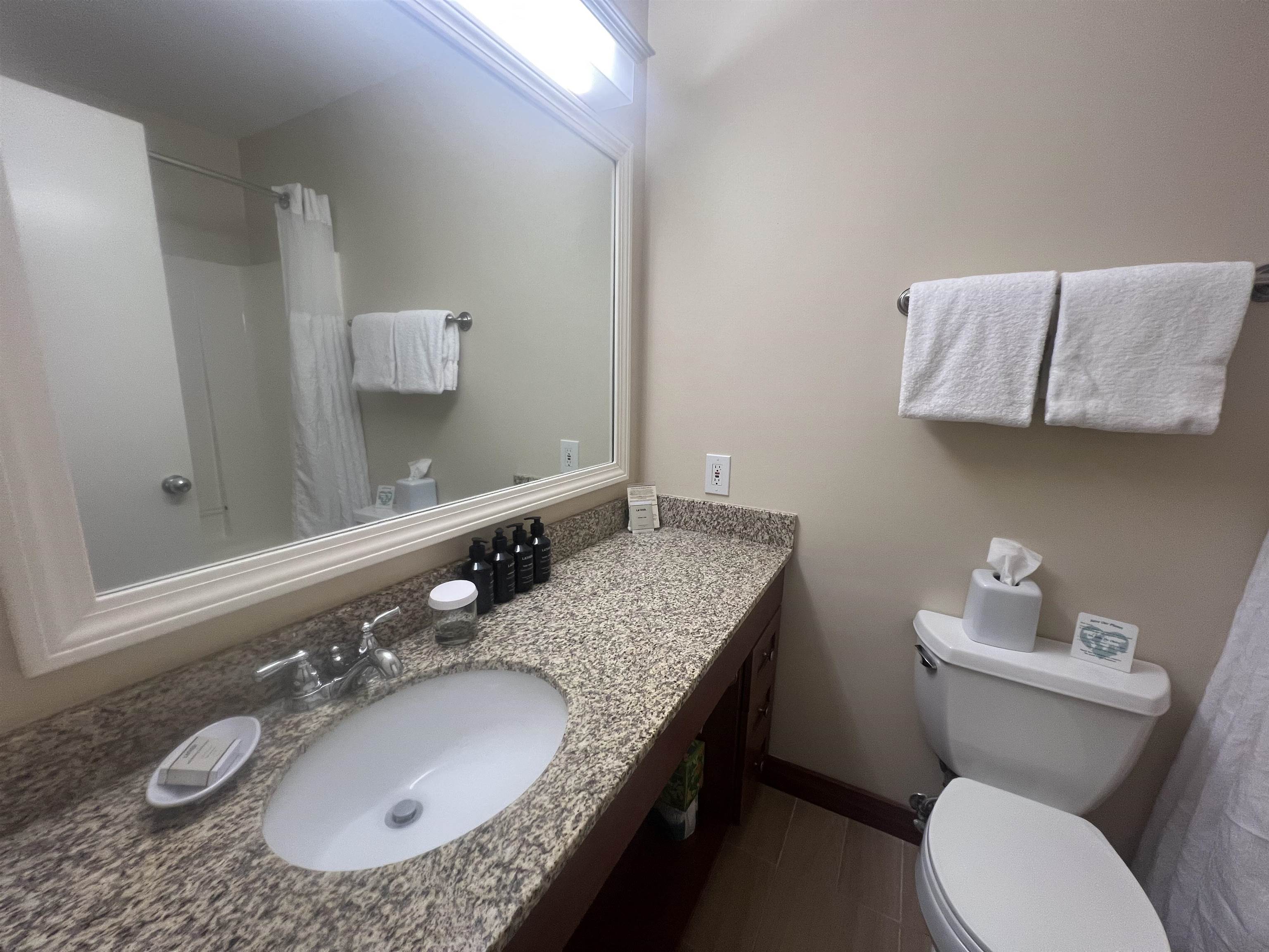 230, Qtr 2 Grand Summit Way Unit: 230, Qtr 2