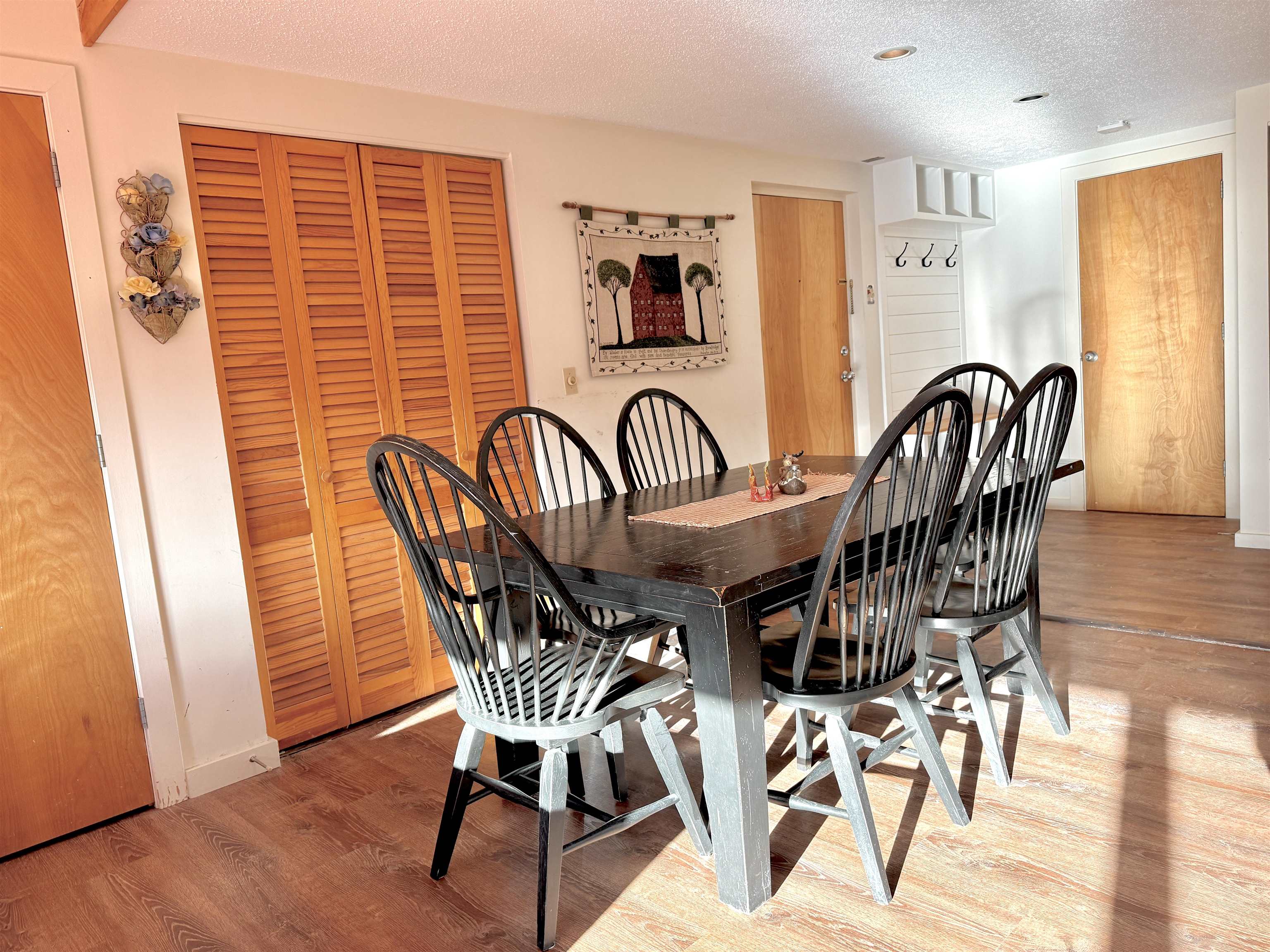 337 Handle Road Unit: Pines K