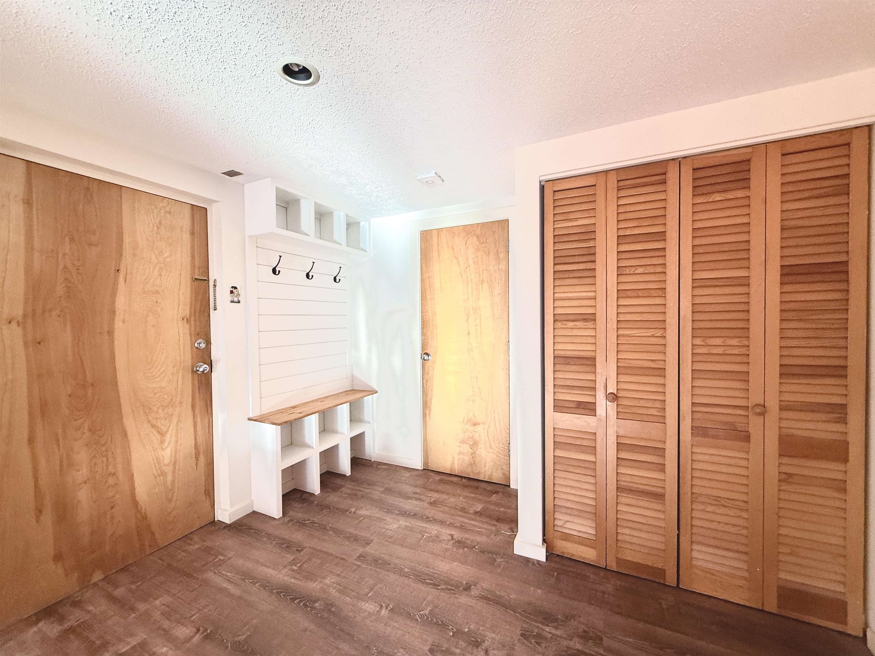 337 Handle Road Unit: Pines K