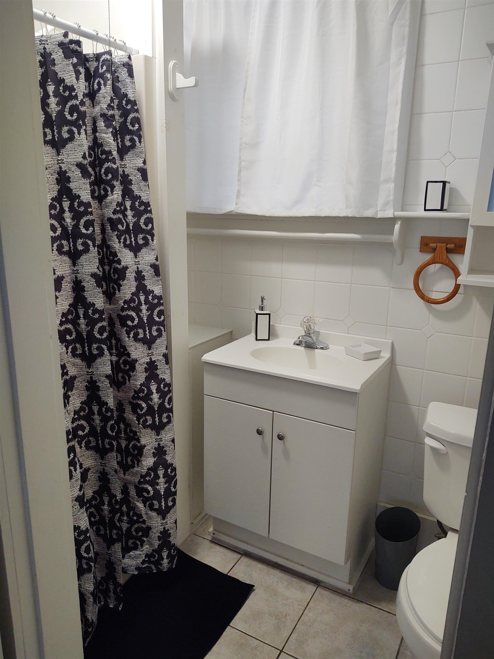 22 Chestnut Street Unit: 1-4