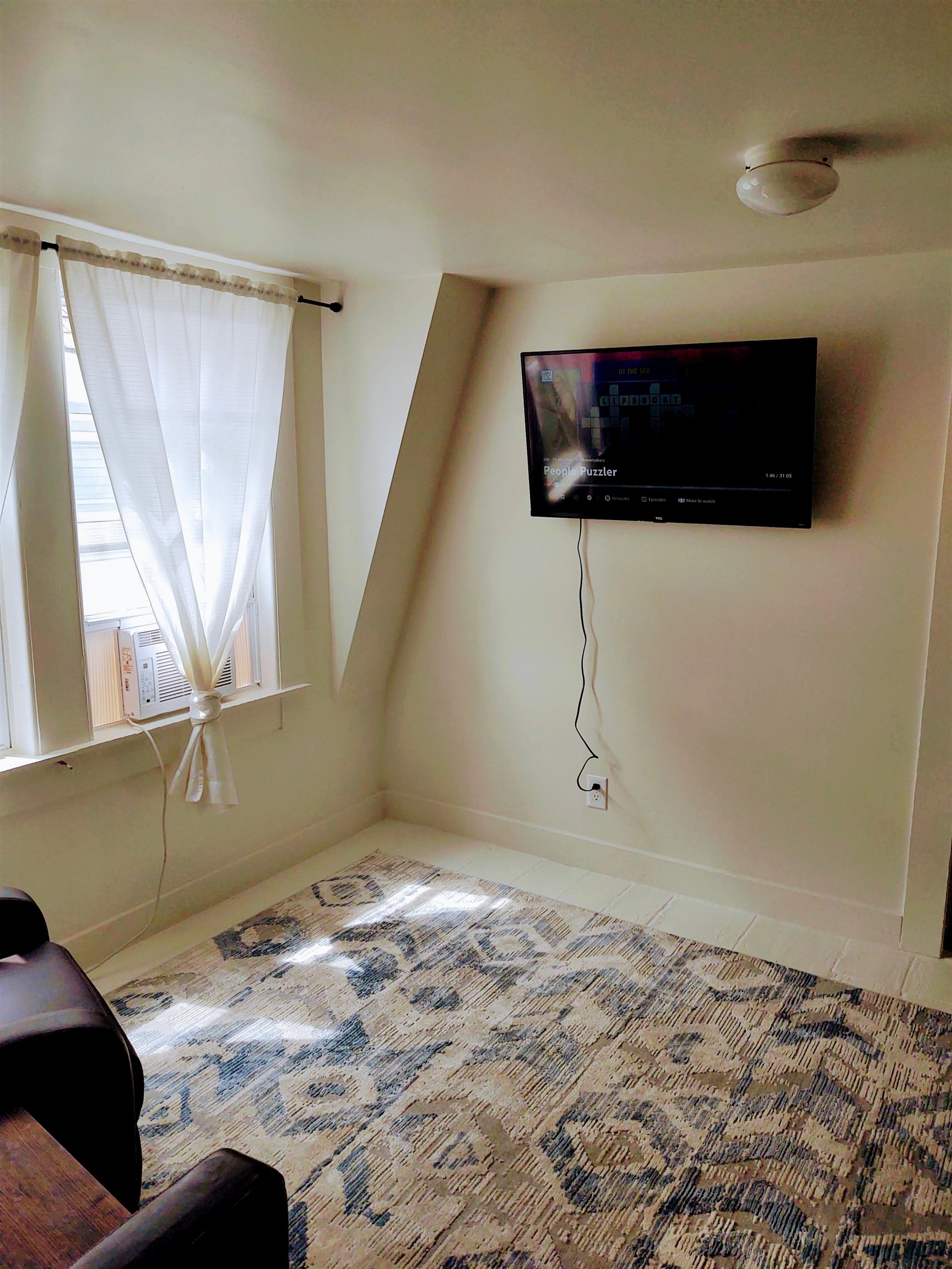 22 Chestnut Street Unit: 1-4