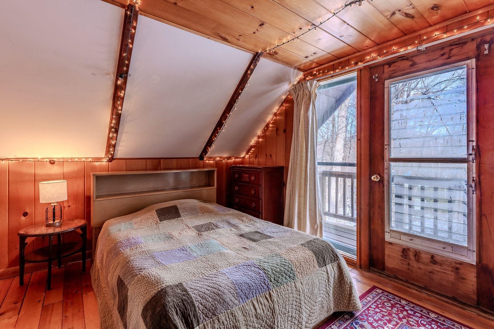 8 Winhall Woods Road