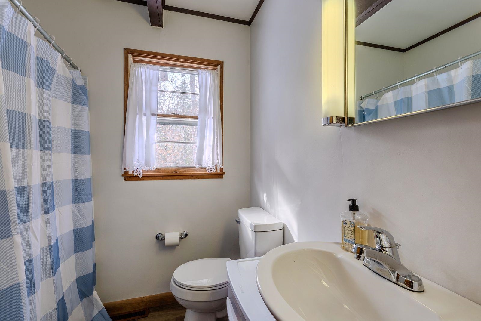 8 Winhall Woods Road