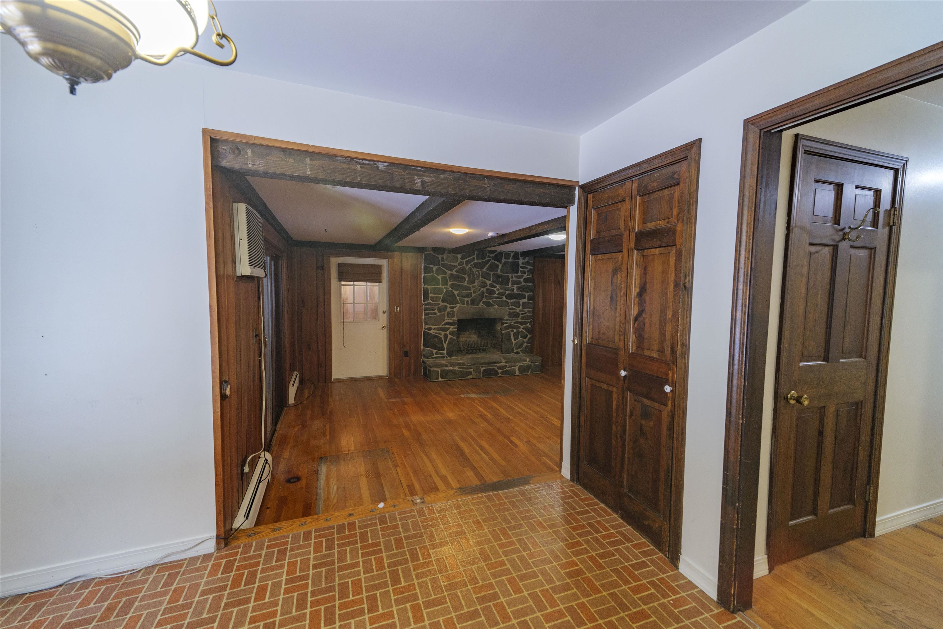 198 Hillcrest Terrace