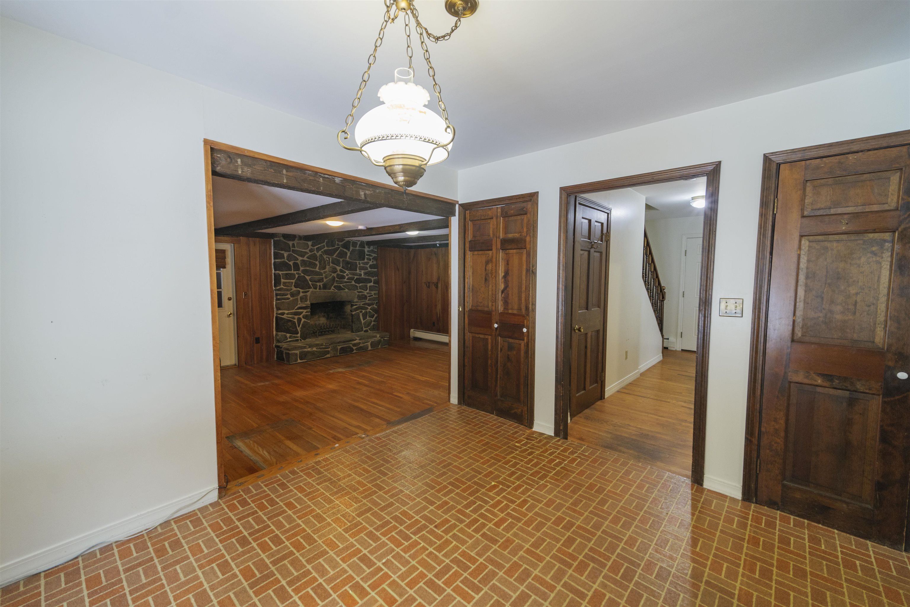 198 Hillcrest Terrace