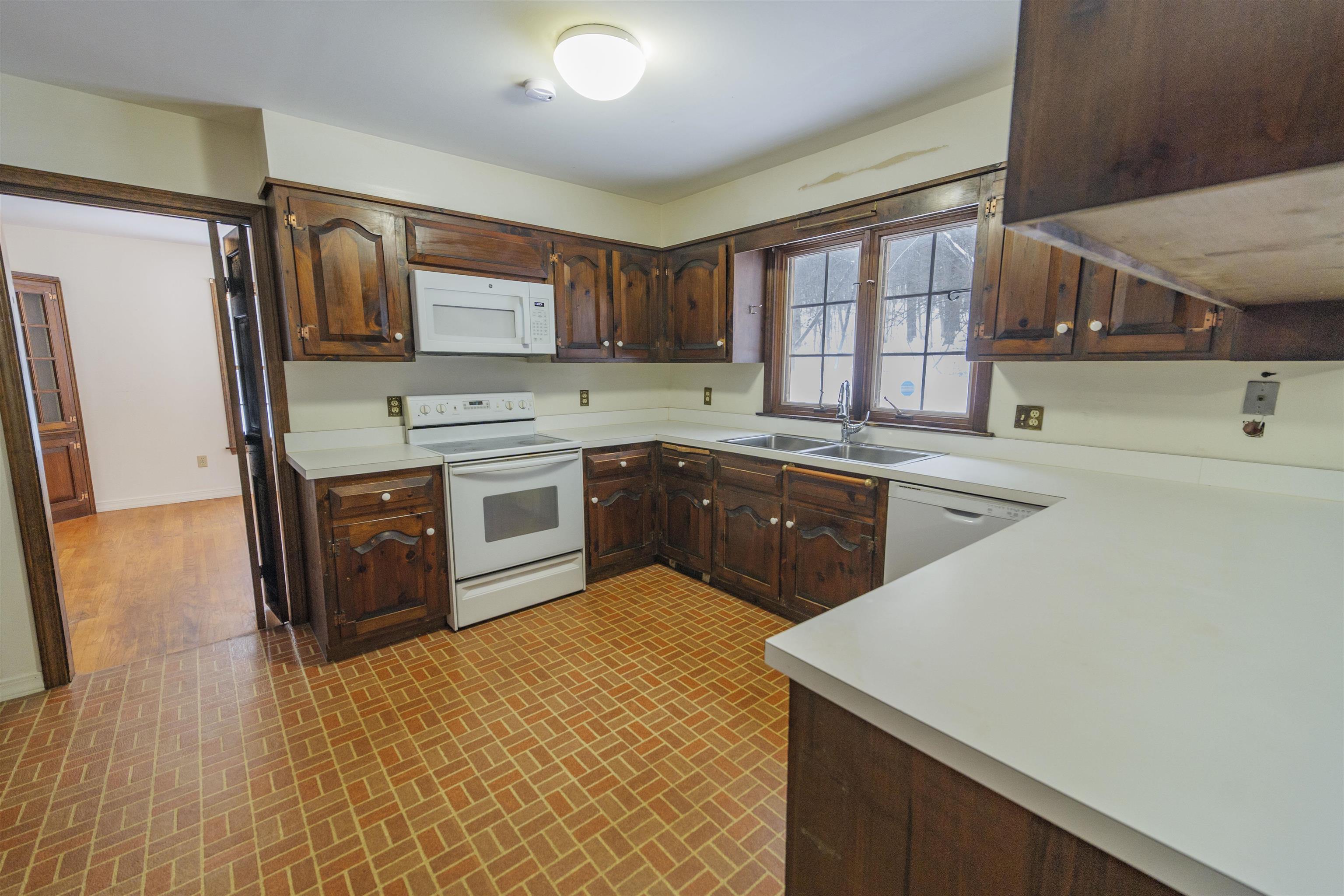 198 Hillcrest Terrace