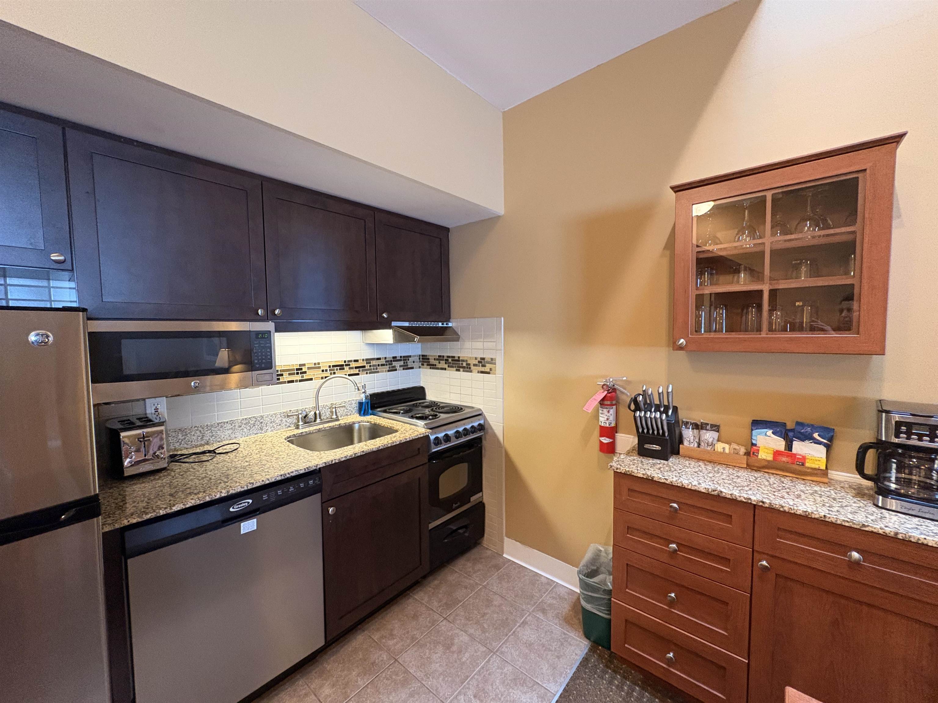 313 Qtr.1, 89 Grand Summit Way