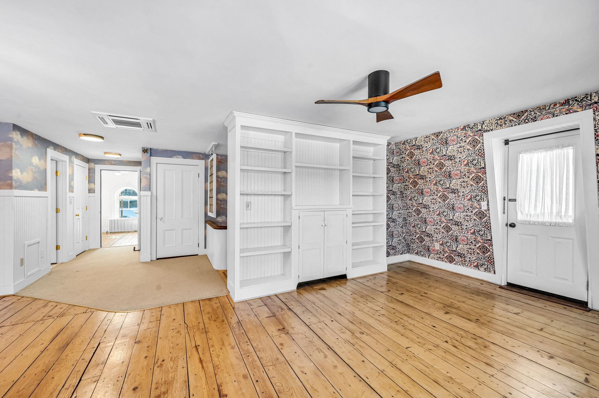 106 Main Street Unit: 5