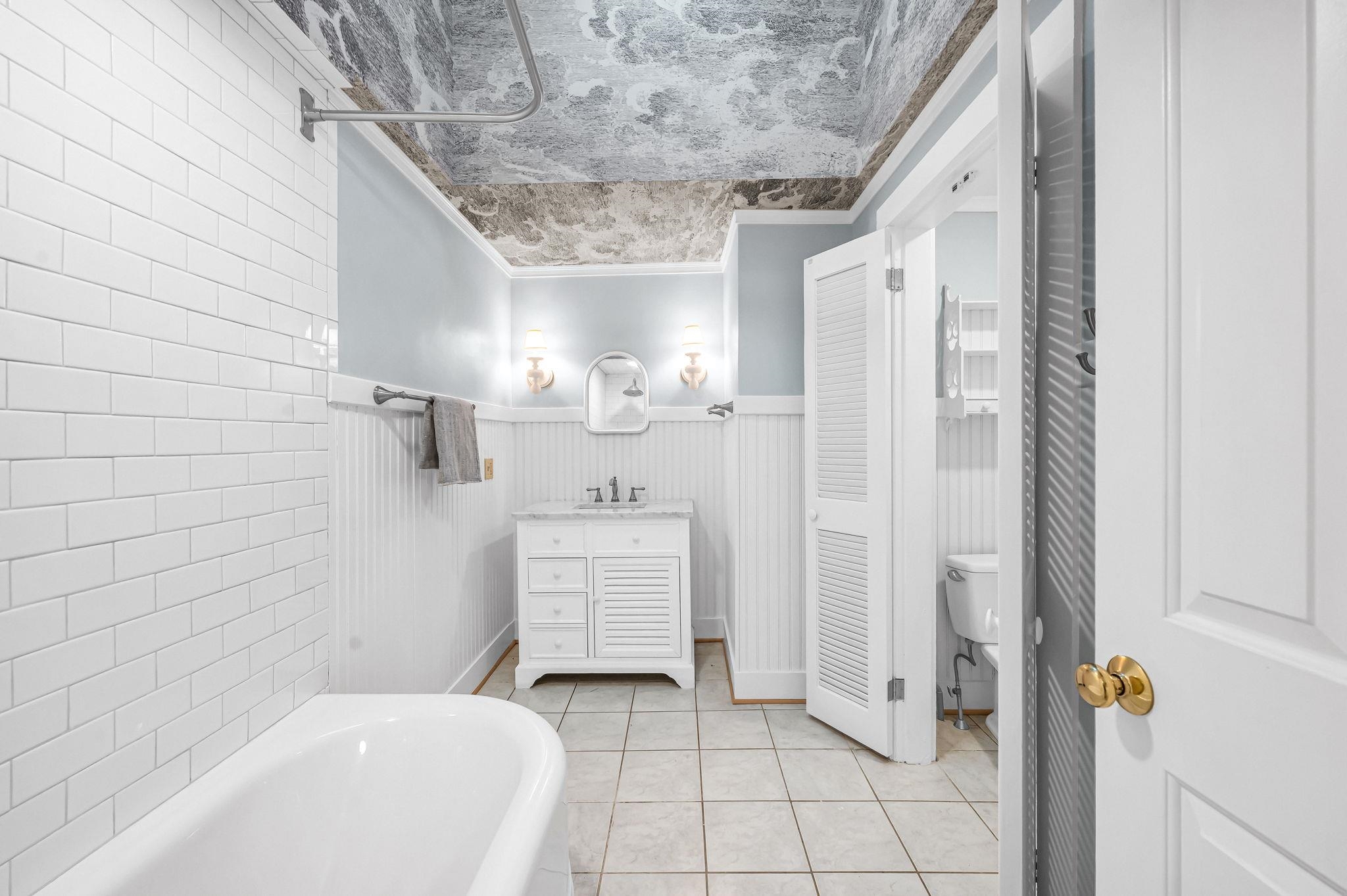 106 Main Street Unit: 5