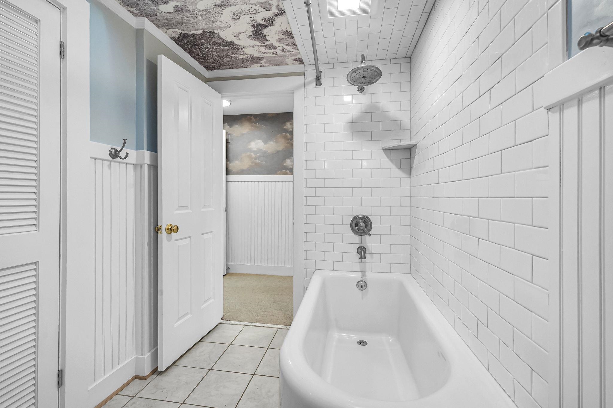 106 Main Street Unit: 5