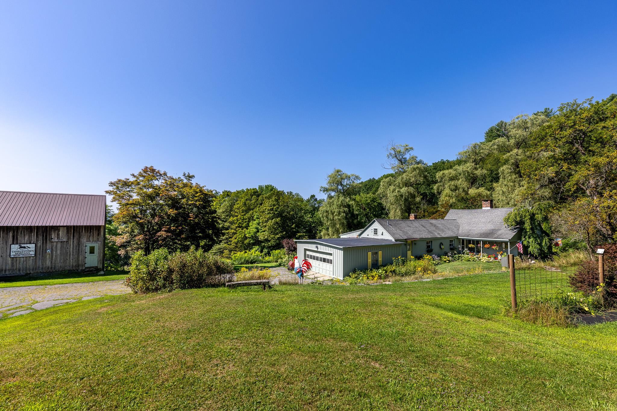 303 Woodbury Road