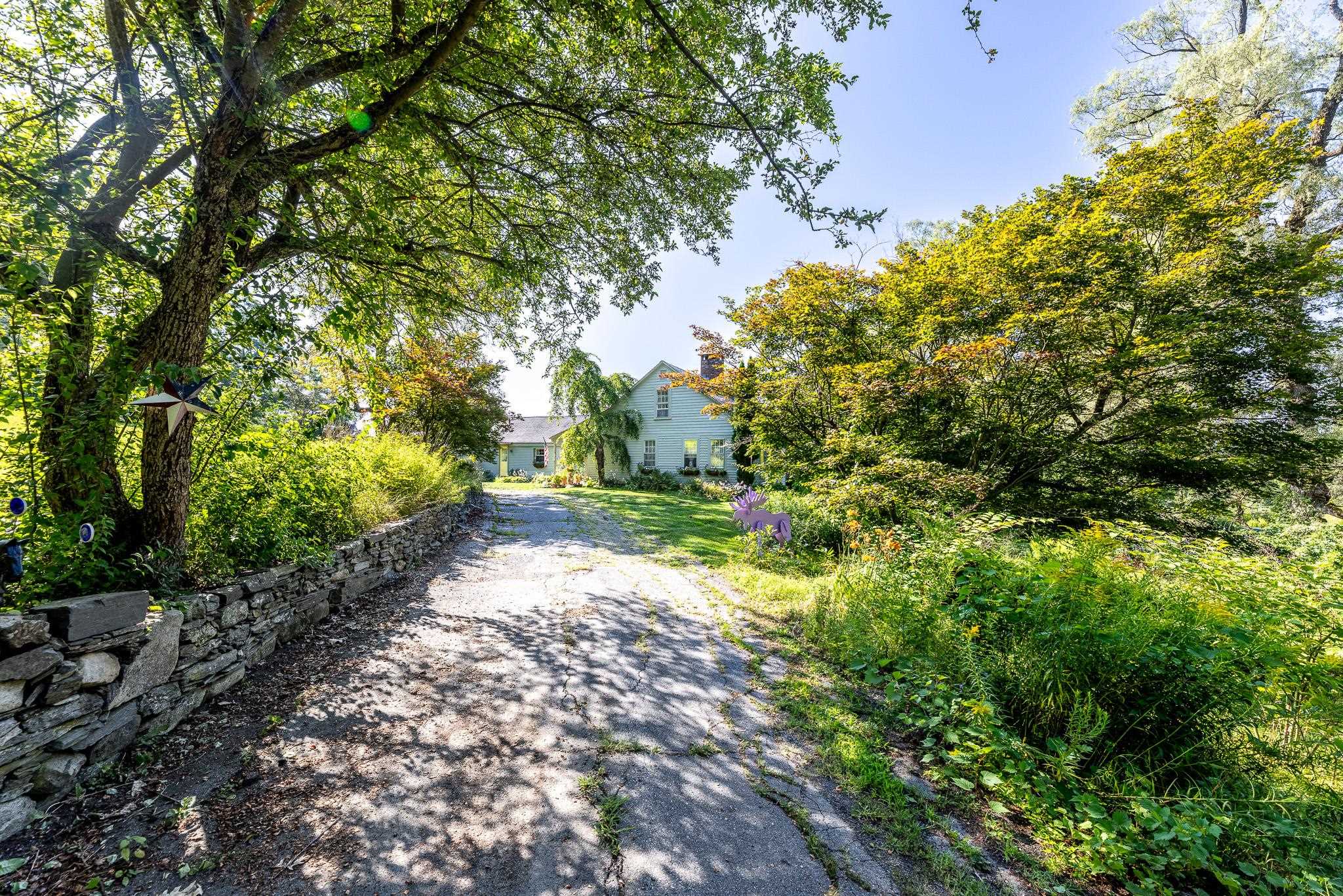 303 Woodbury Road