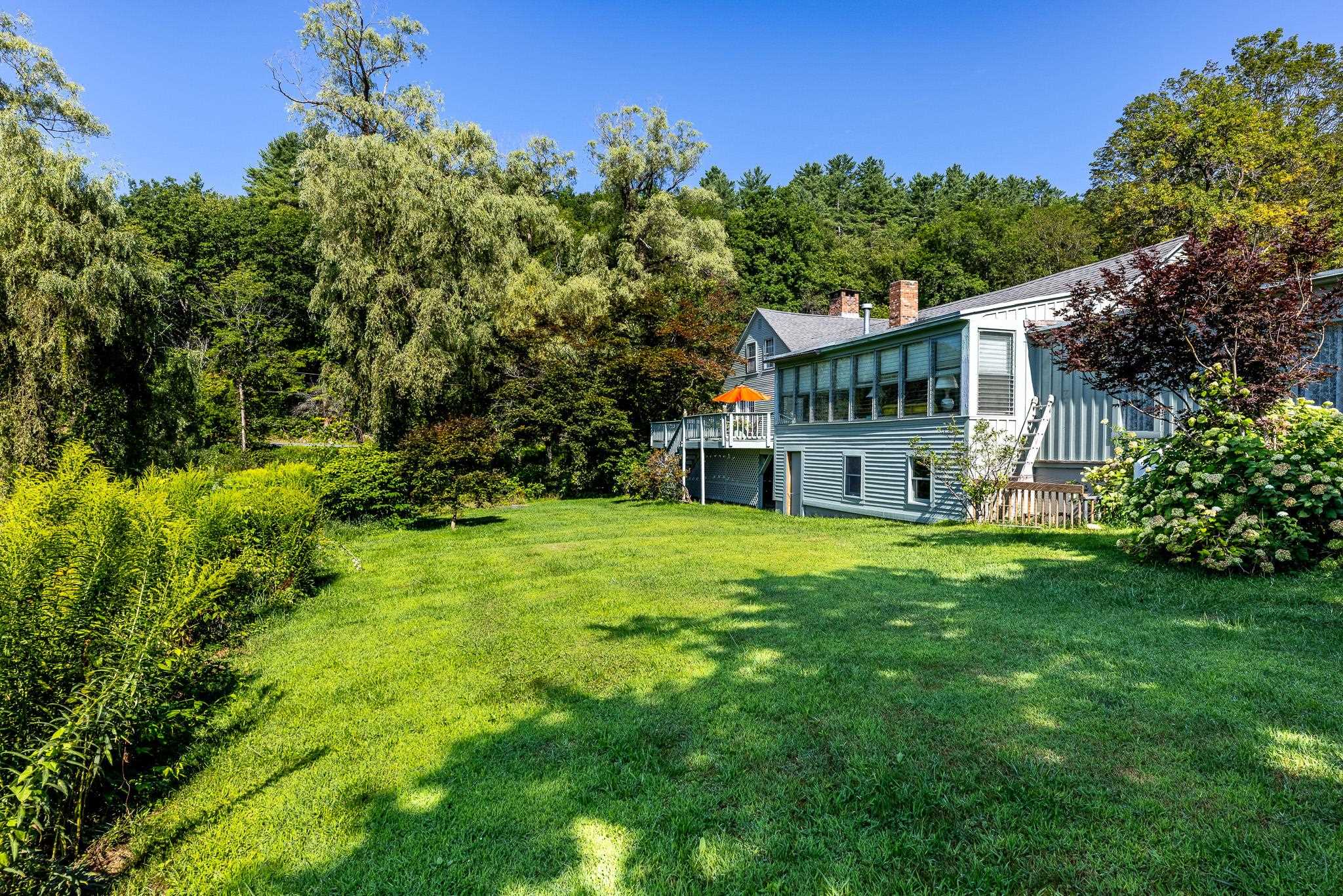 303 Woodbury Road
