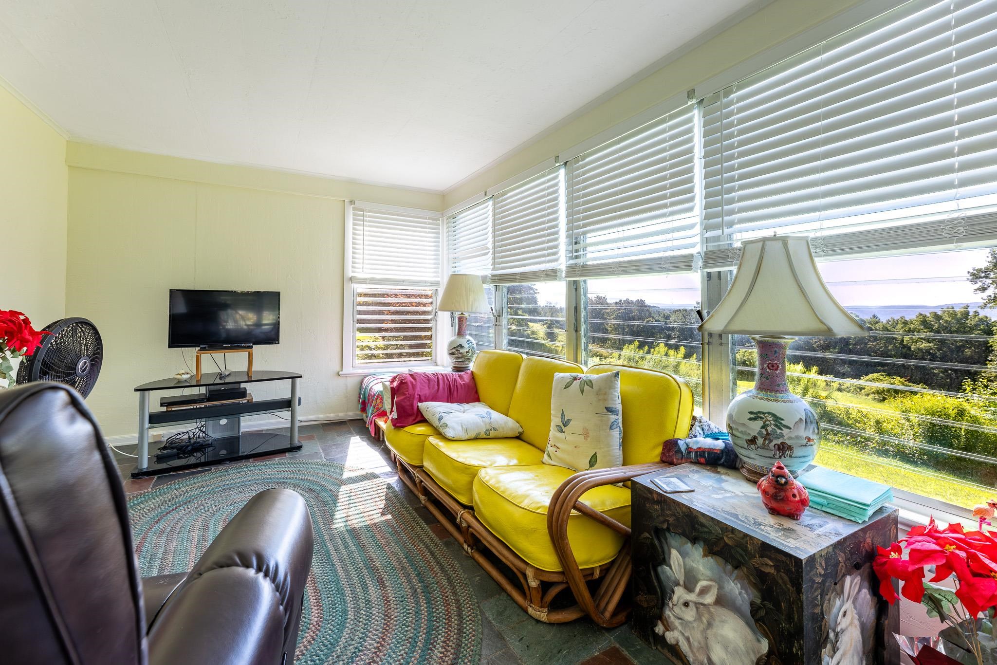 303 Woodbury Road