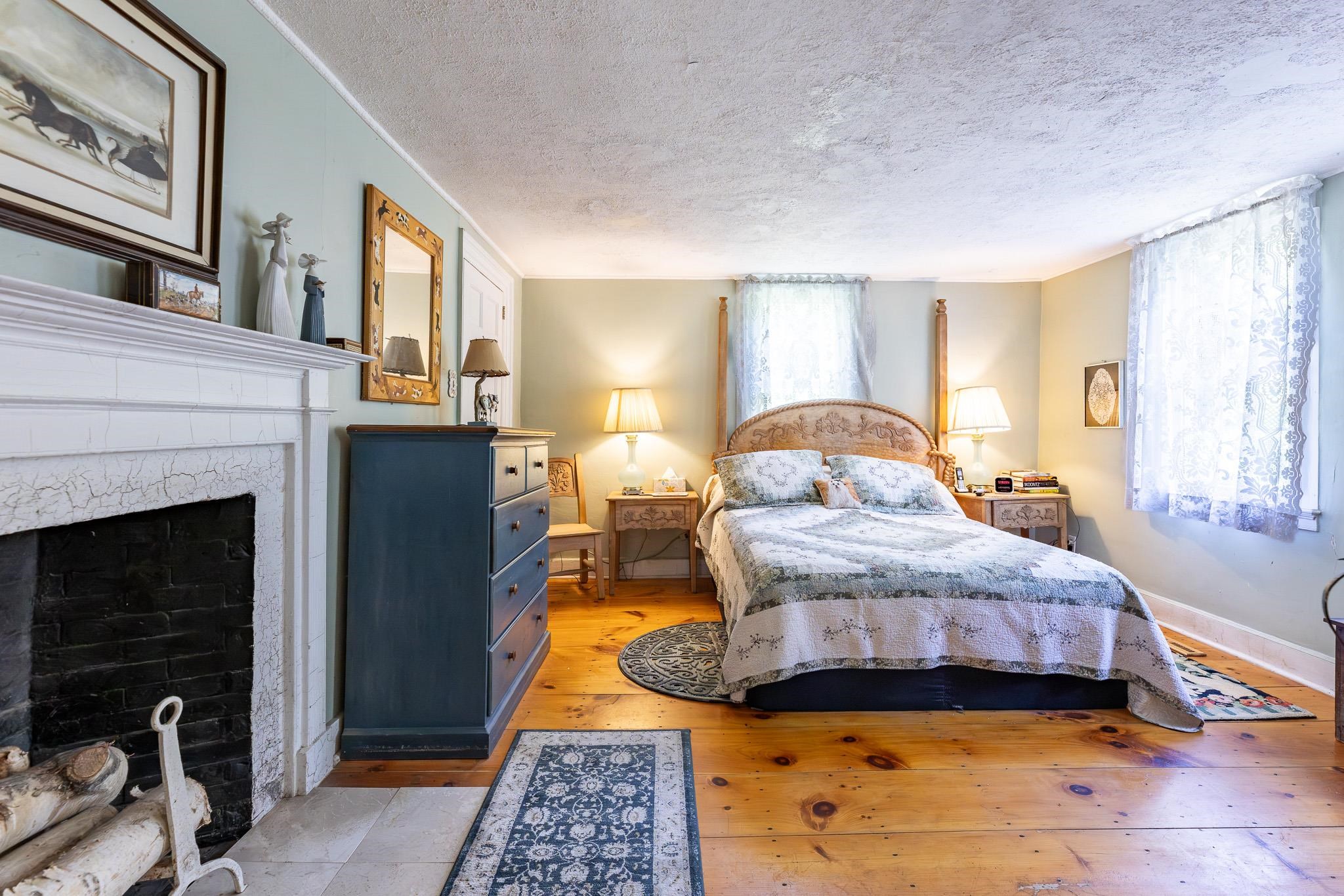 303 Woodbury Road
