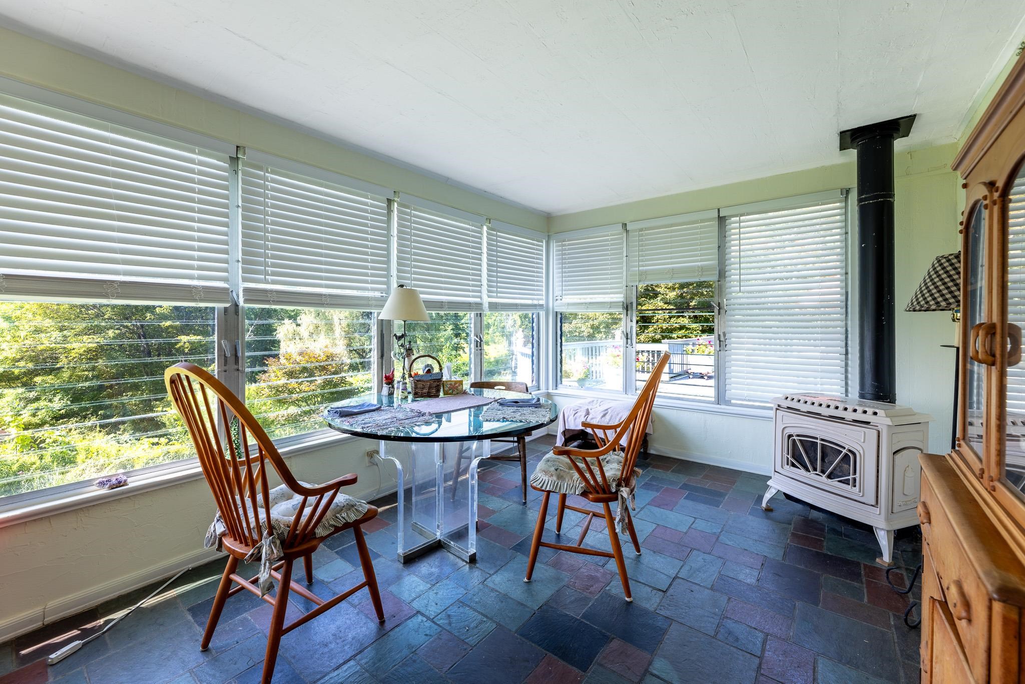 303 Woodbury Road
