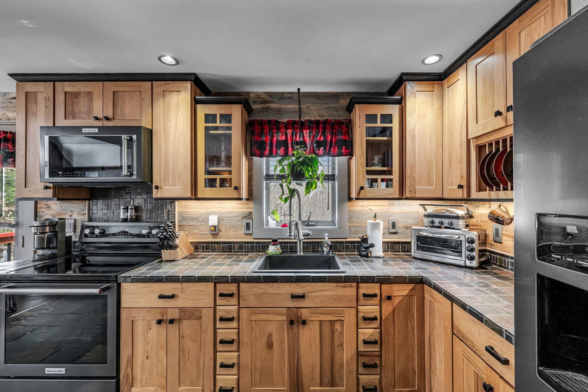 1160 Fowler Road