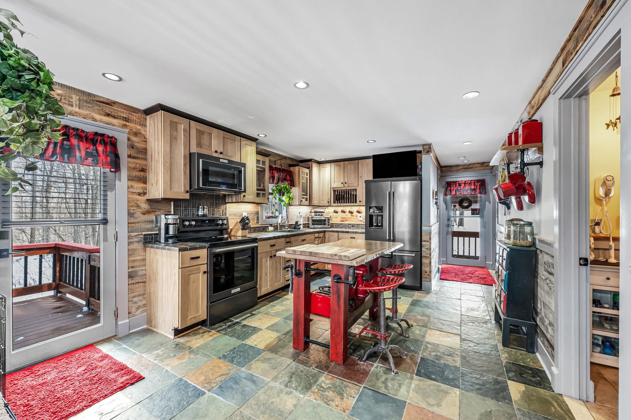 1160 Fowler Road