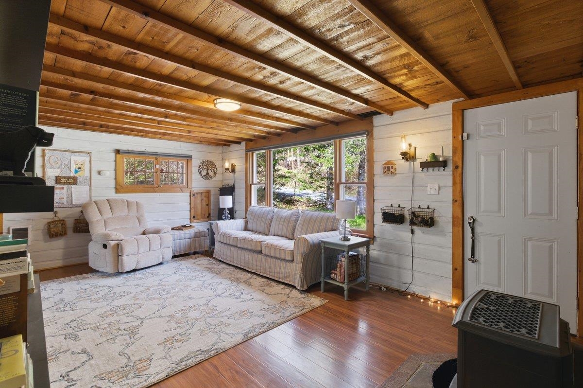214 Hickory Road