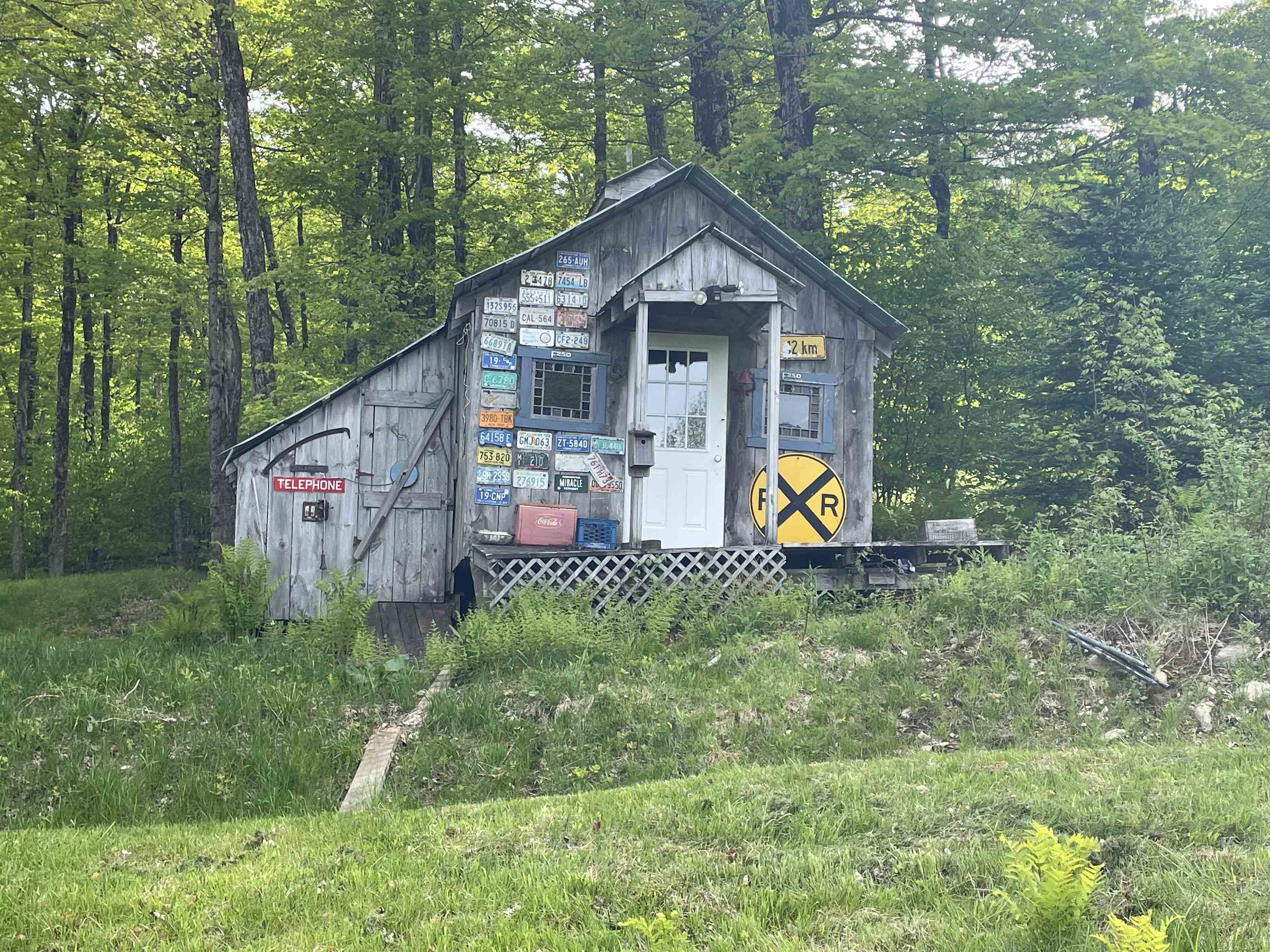 104 Johnny Cake Hill Lane
