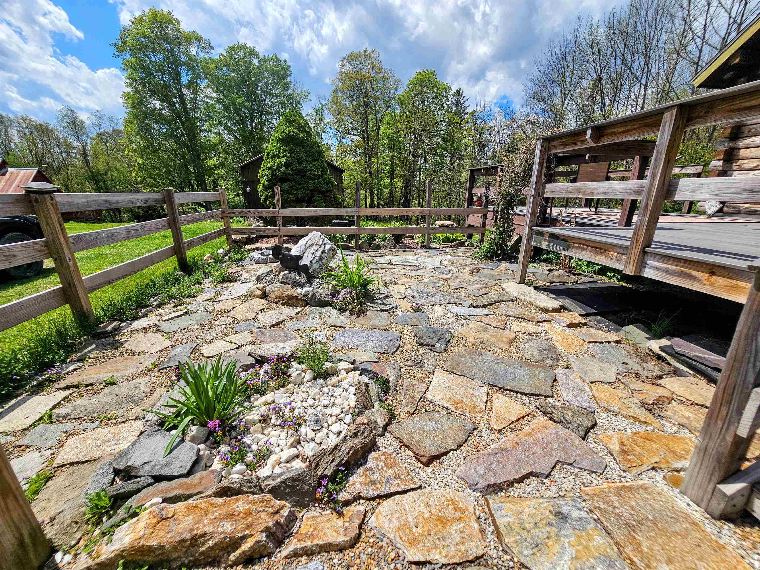 1422 Merrifield Road