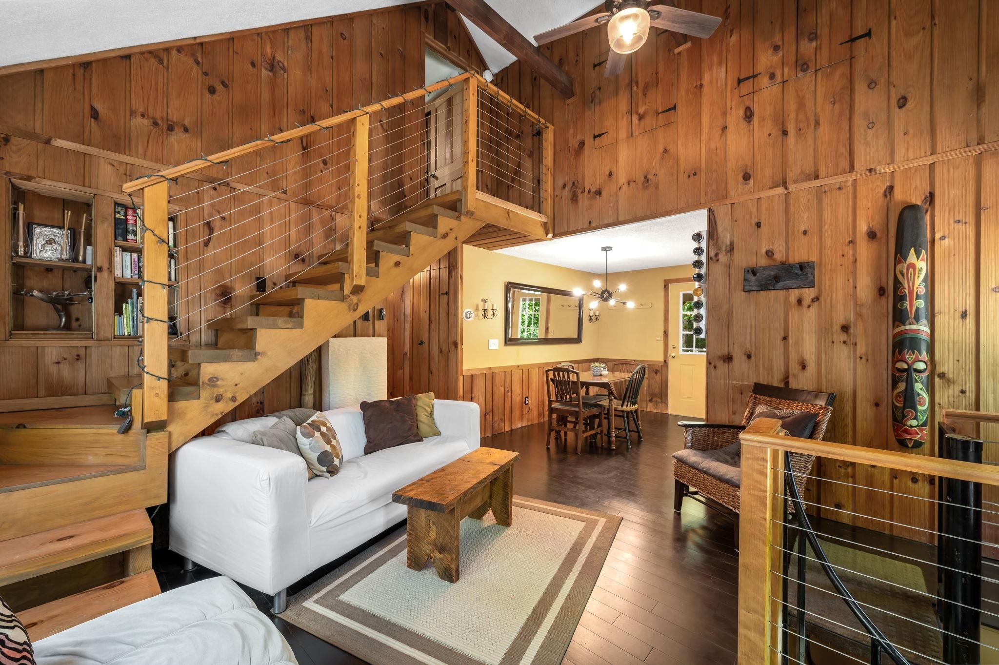 638 Hemlock Hill Road