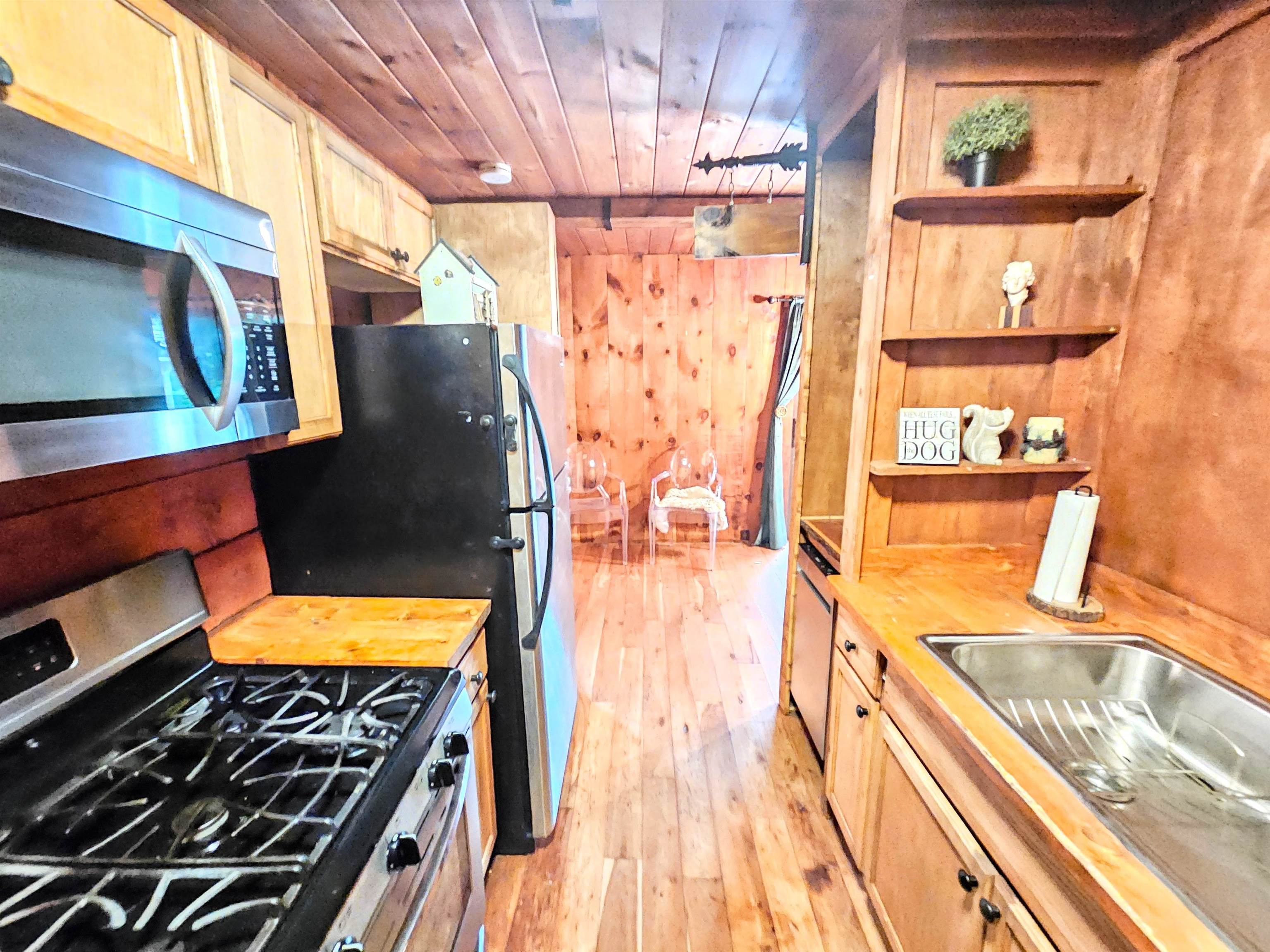 60 East Brook Crossing