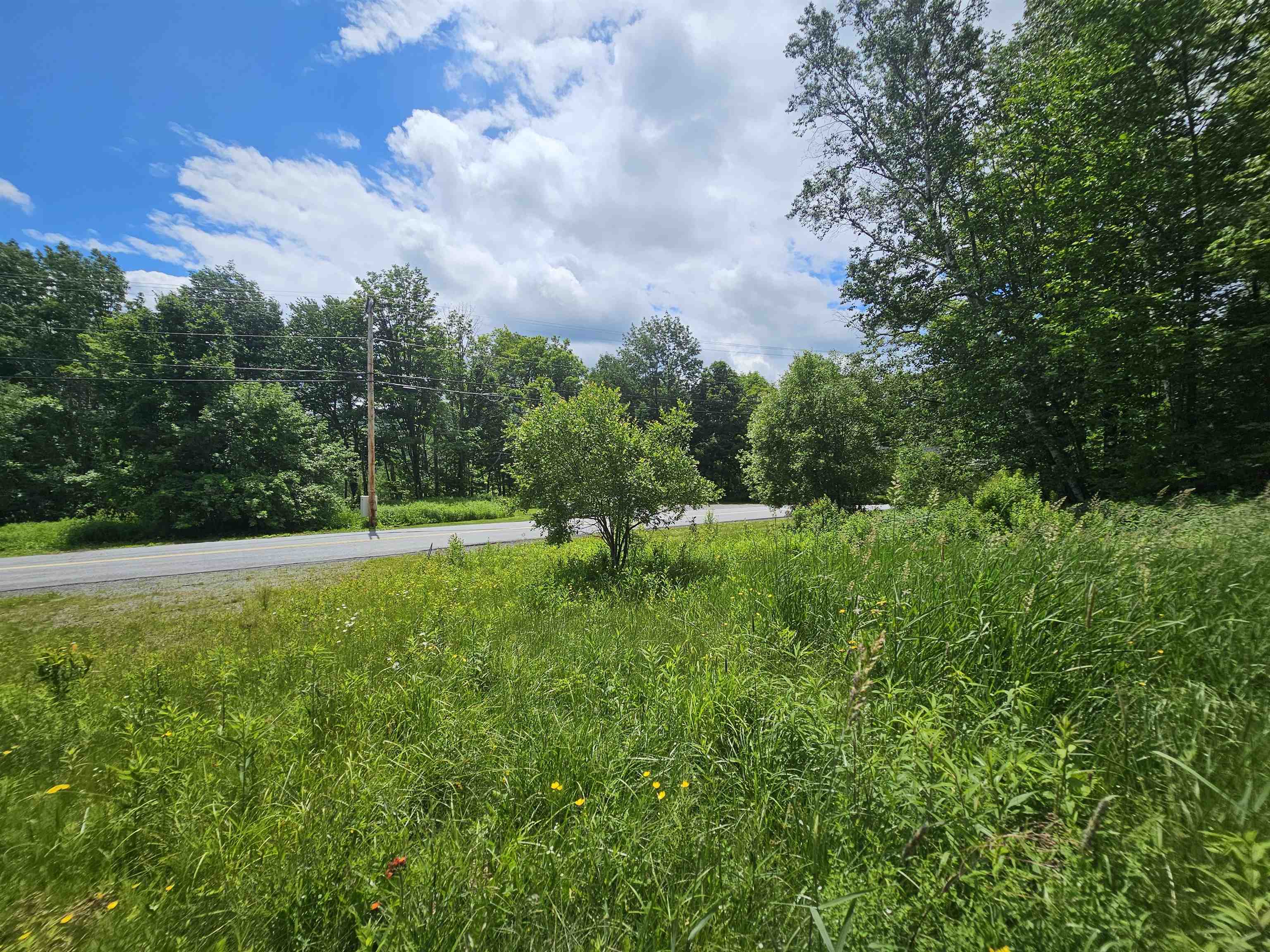 24 Lower Highlands Road