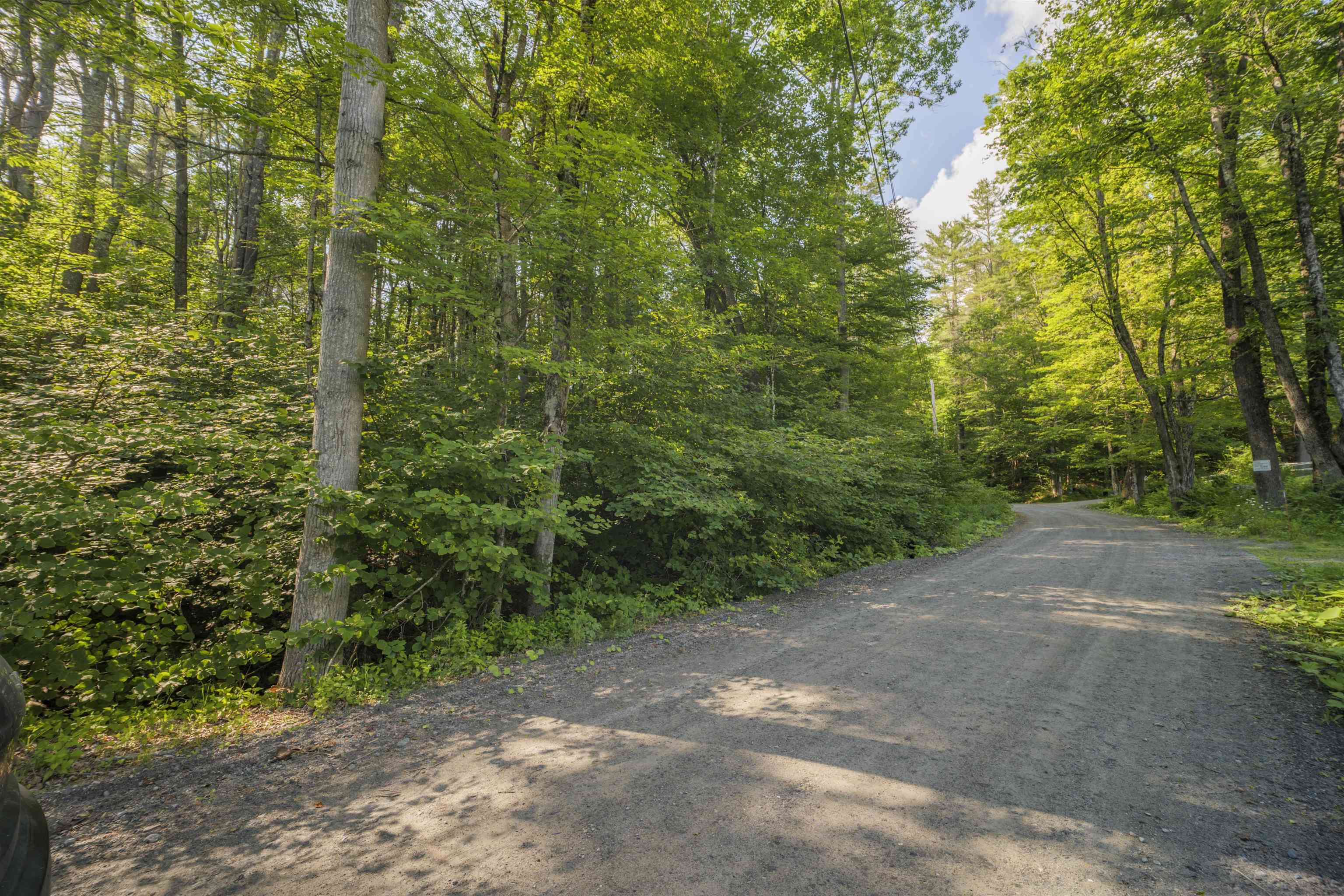 00 Howe Farm Road