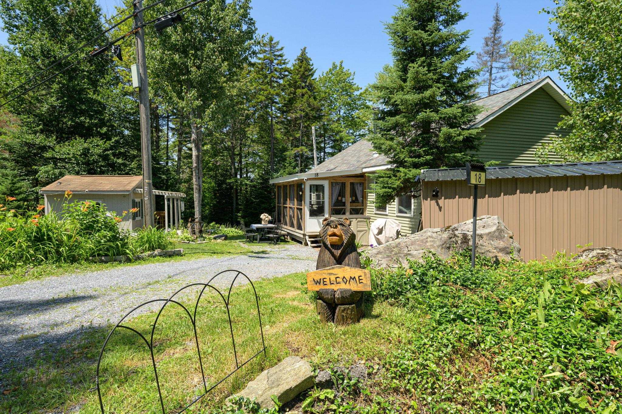 18 Old Route 9
