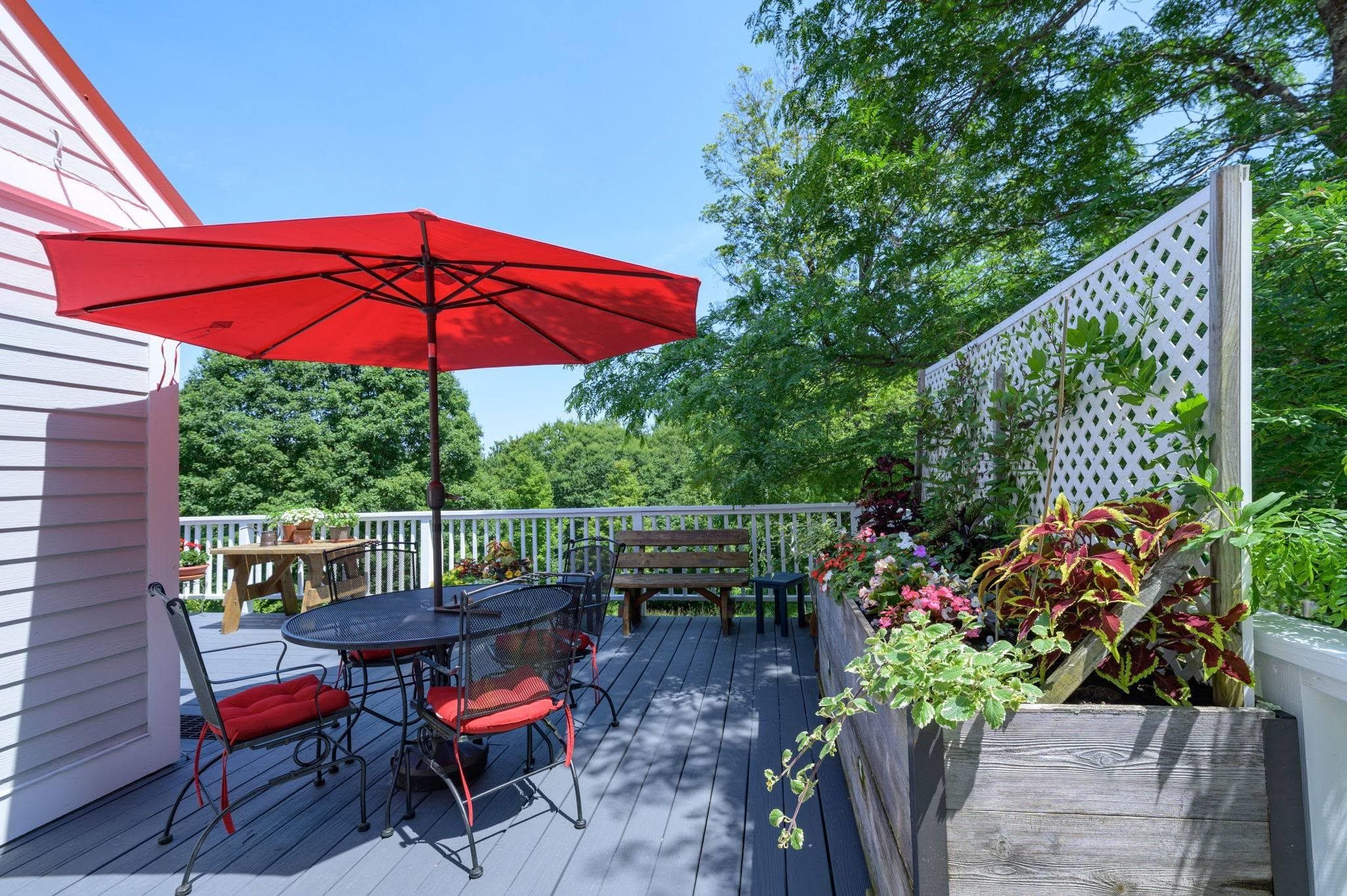 2843 Burrington Hill