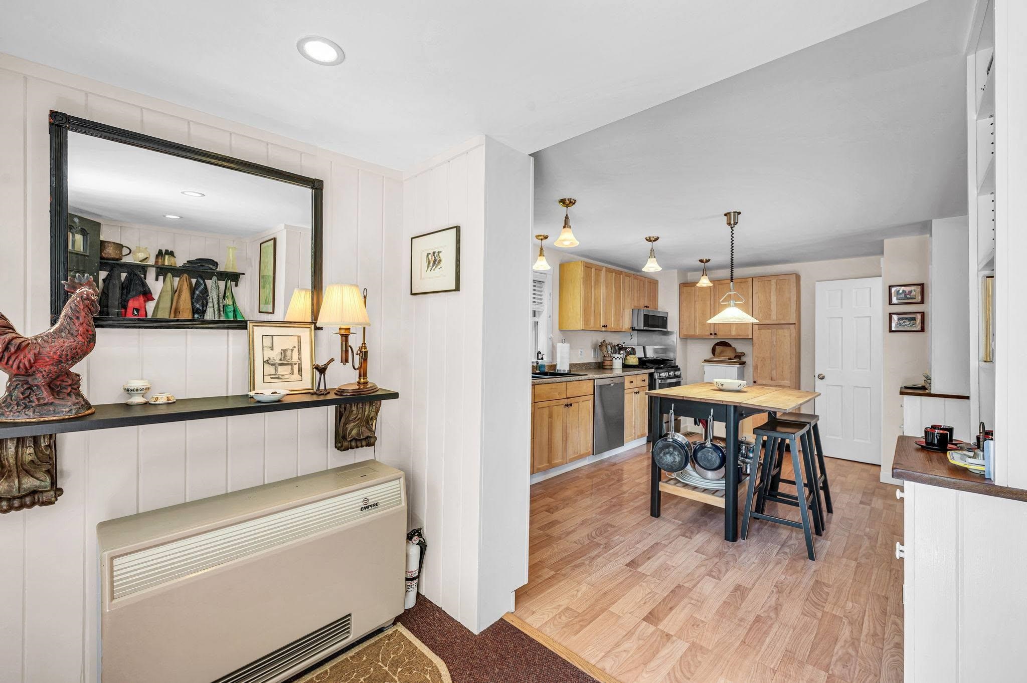 2843 Burrington Hill