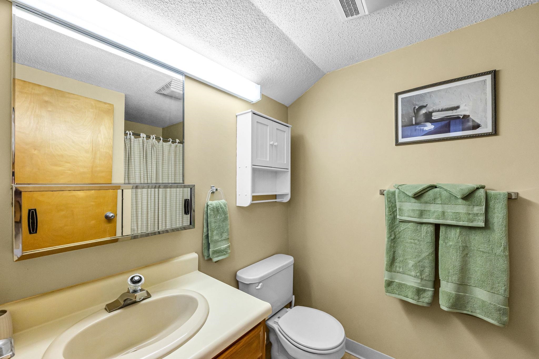 34J Snow Tree Lane Unit: Meadows J