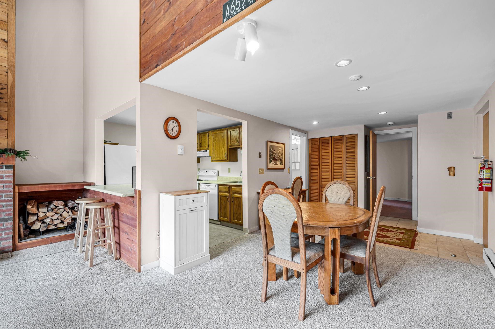 34J Snow Tree Lane Unit: Meadows J