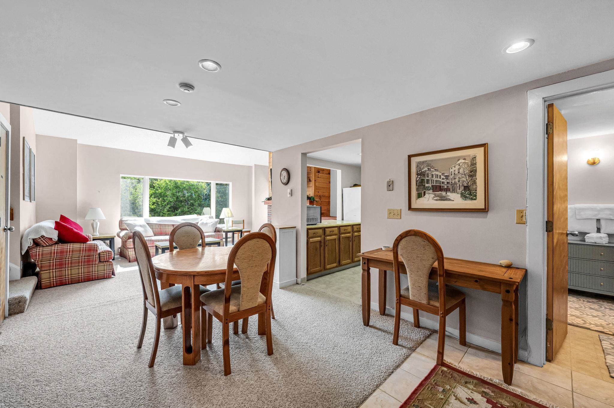 34J Snow Tree Lane Unit: Meadows J