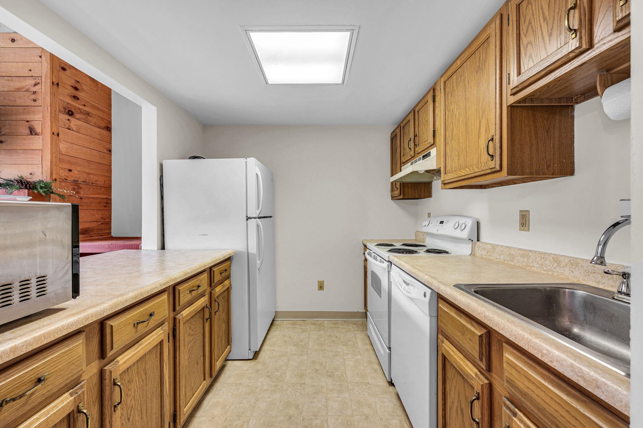 34J Snow Tree Lane Unit: Meadows J