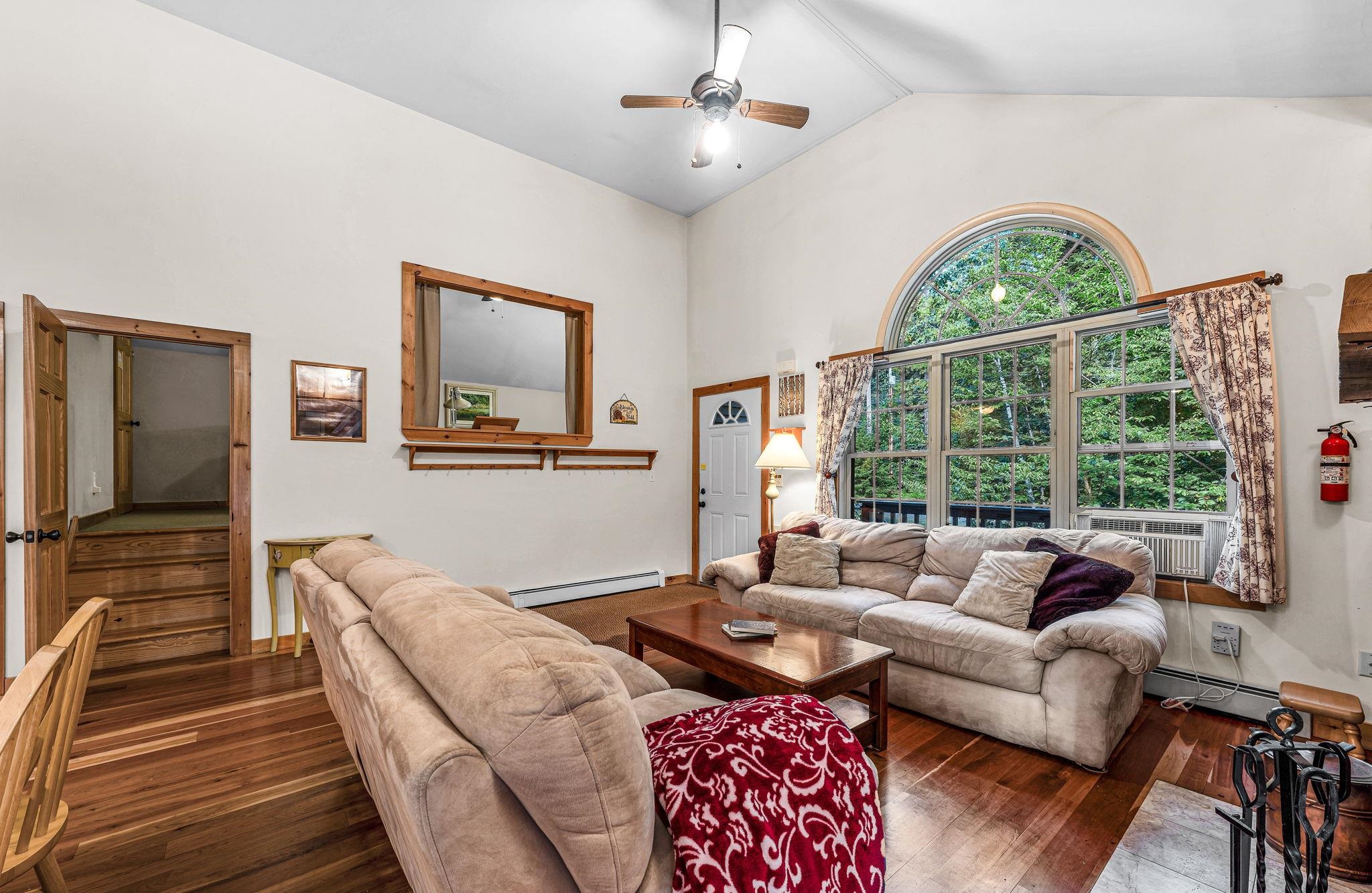 954 Boardman Loop