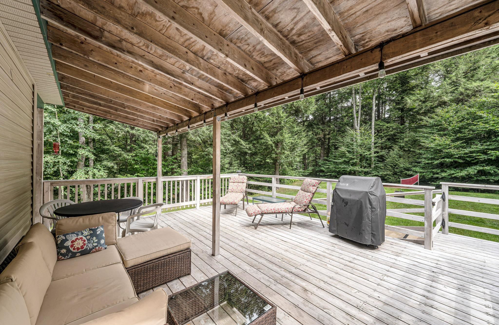 954 Boardman Loop