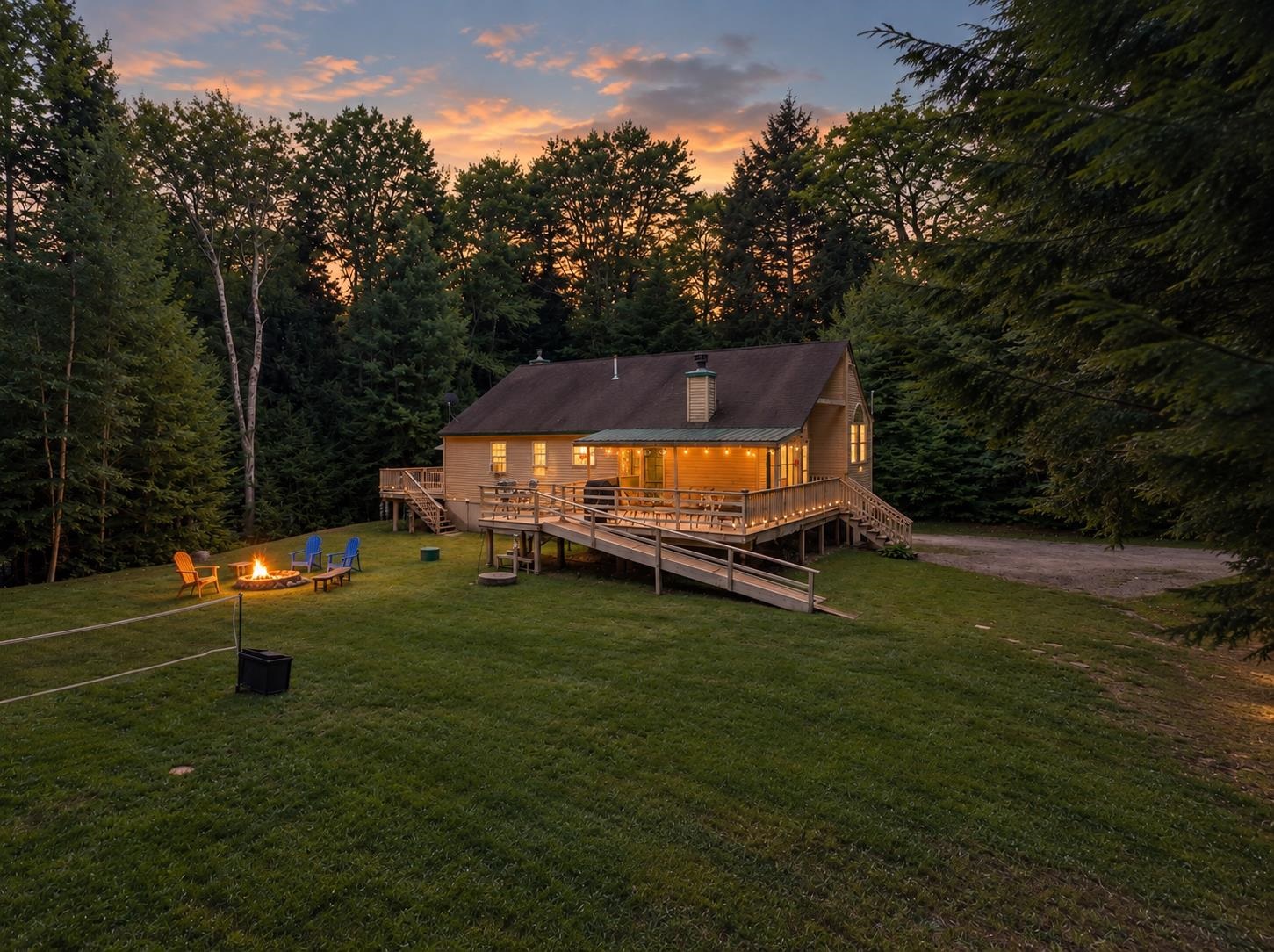 954 Boardman Loop