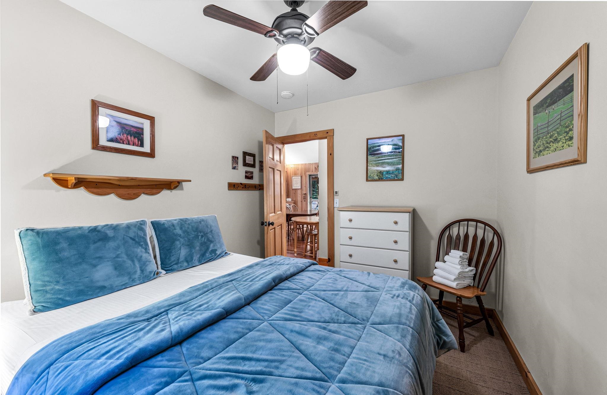 954 Boardman Loop