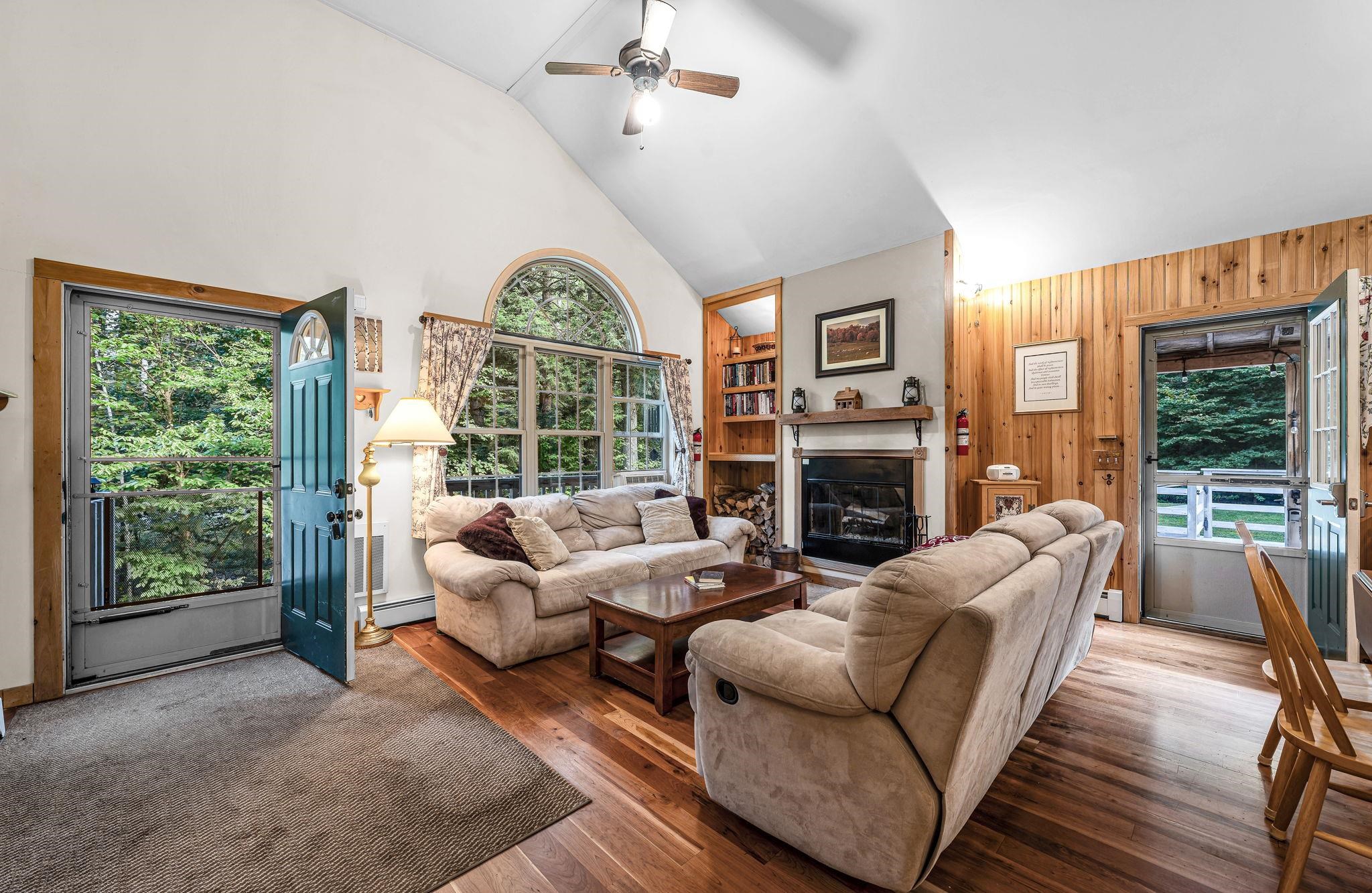 954 Boardman Loop