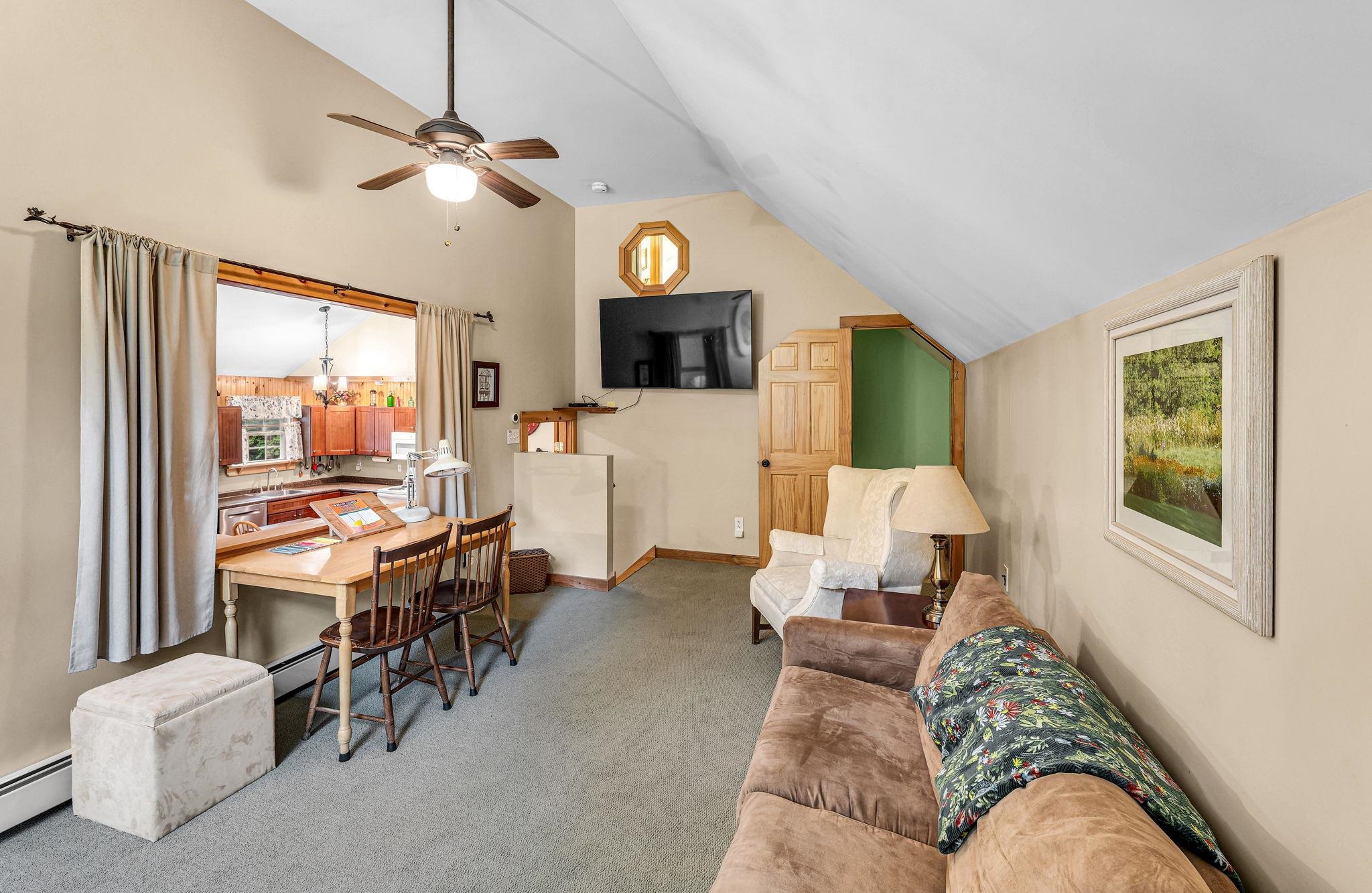 954 Boardman Loop