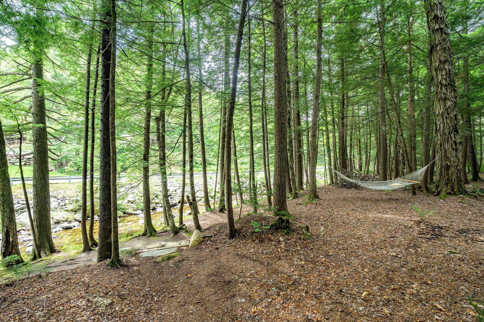 954 Boardman Loop