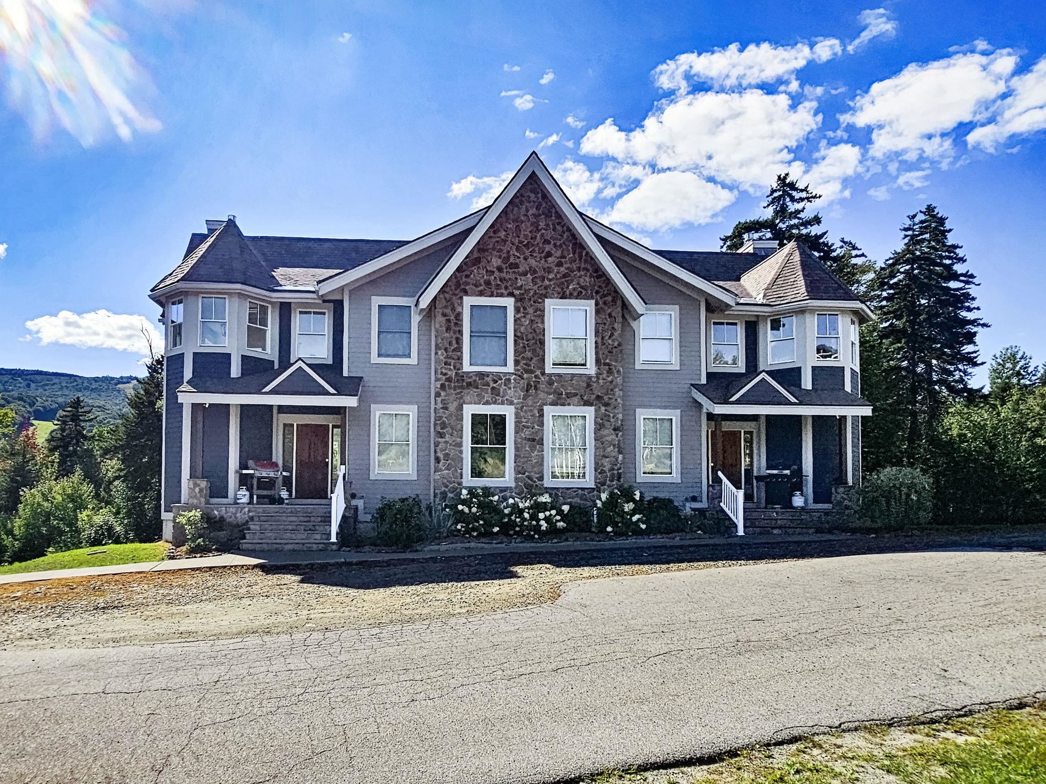 25B Boulder Ridge Drive