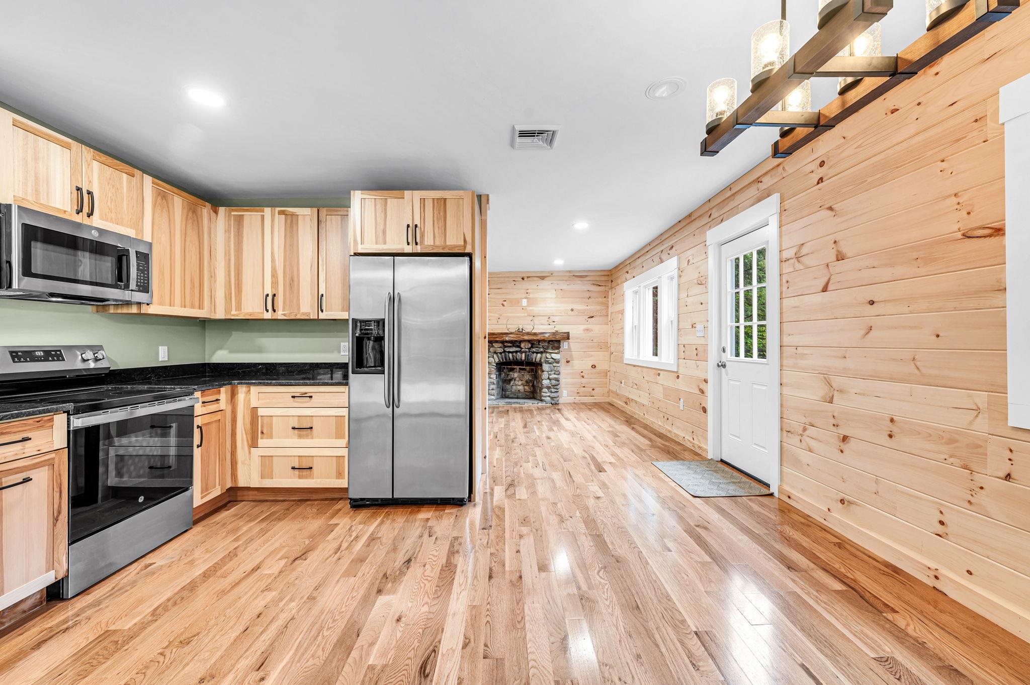 975 Stratton Arlington Road
