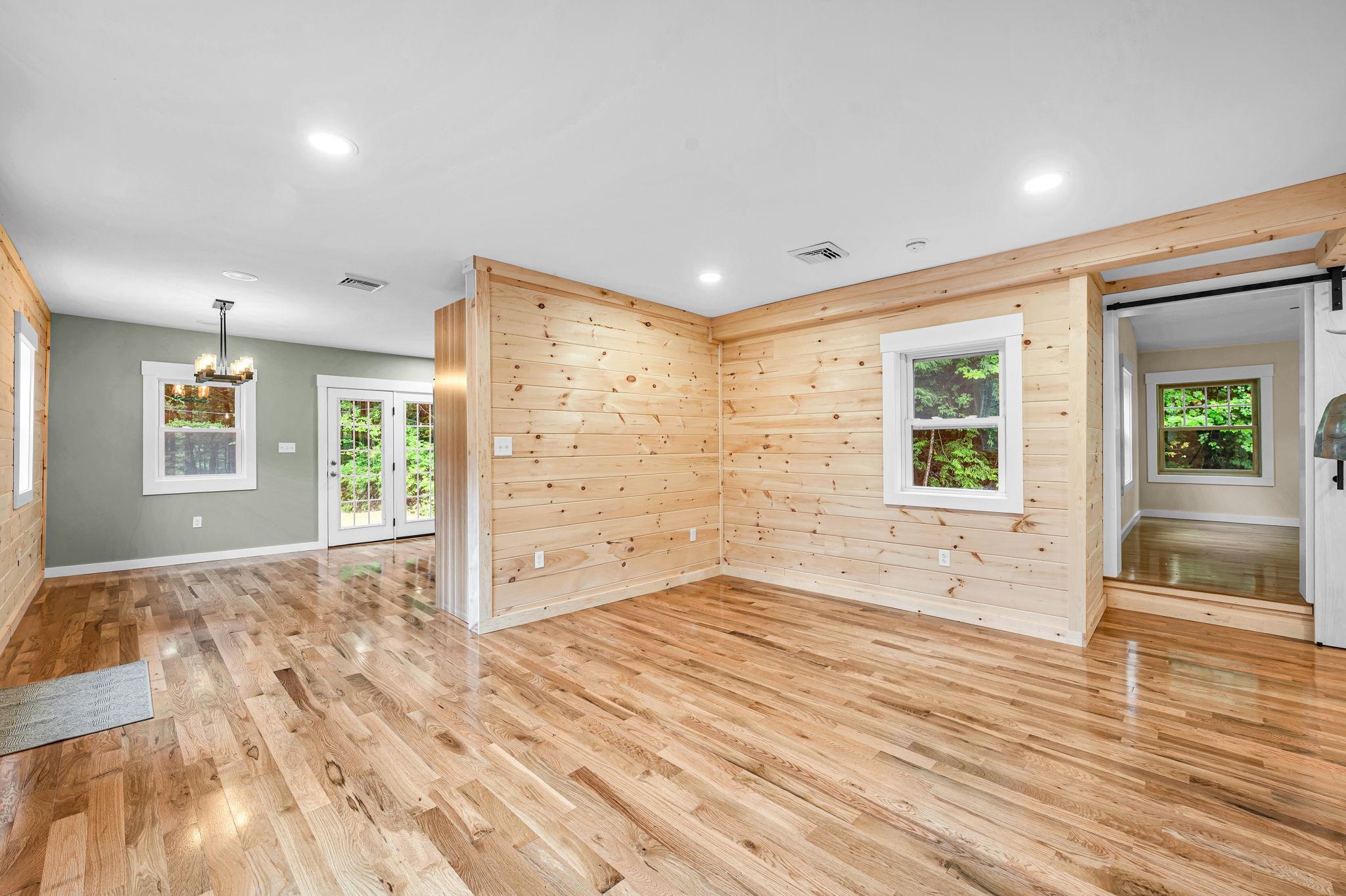 975 Stratton Arlington Road
