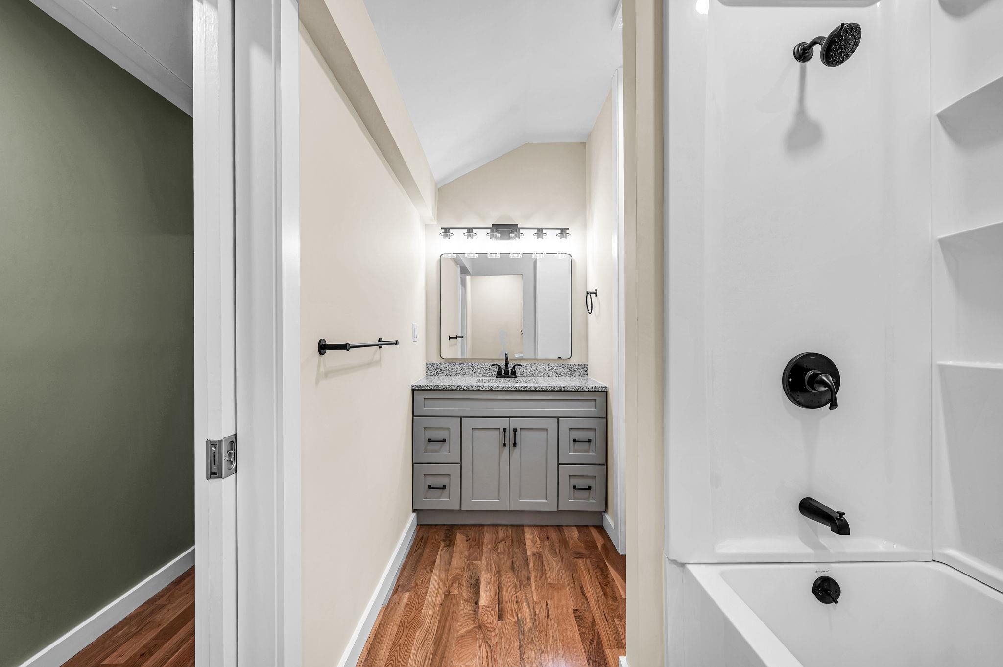 975 Stratton Arlington Road